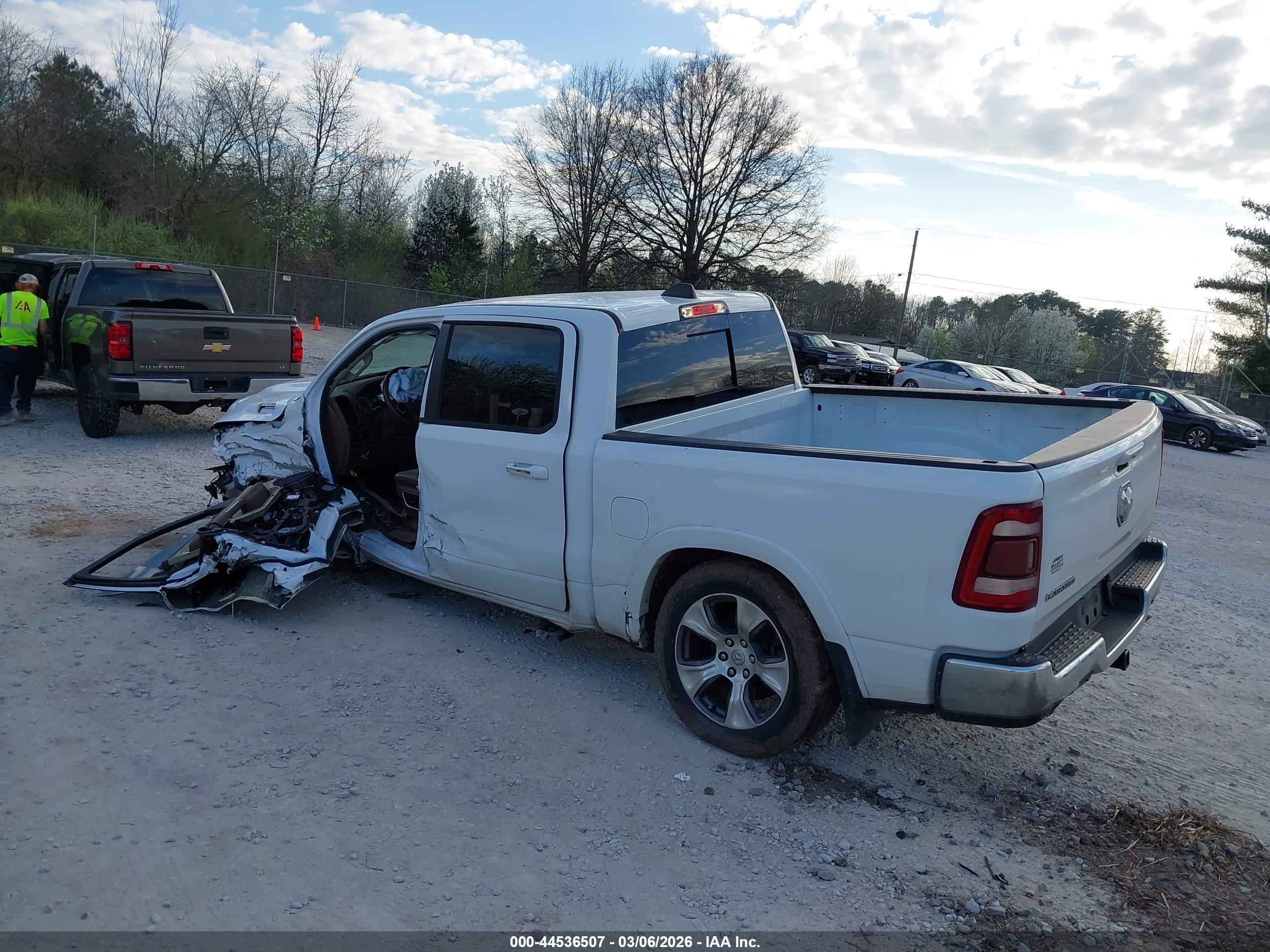 RAM 1500 image 3