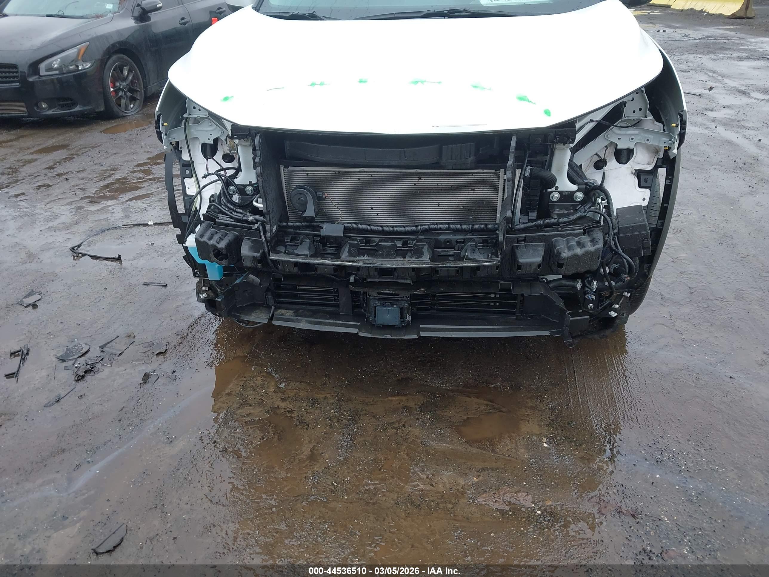 NISSAN ROGUE image 6