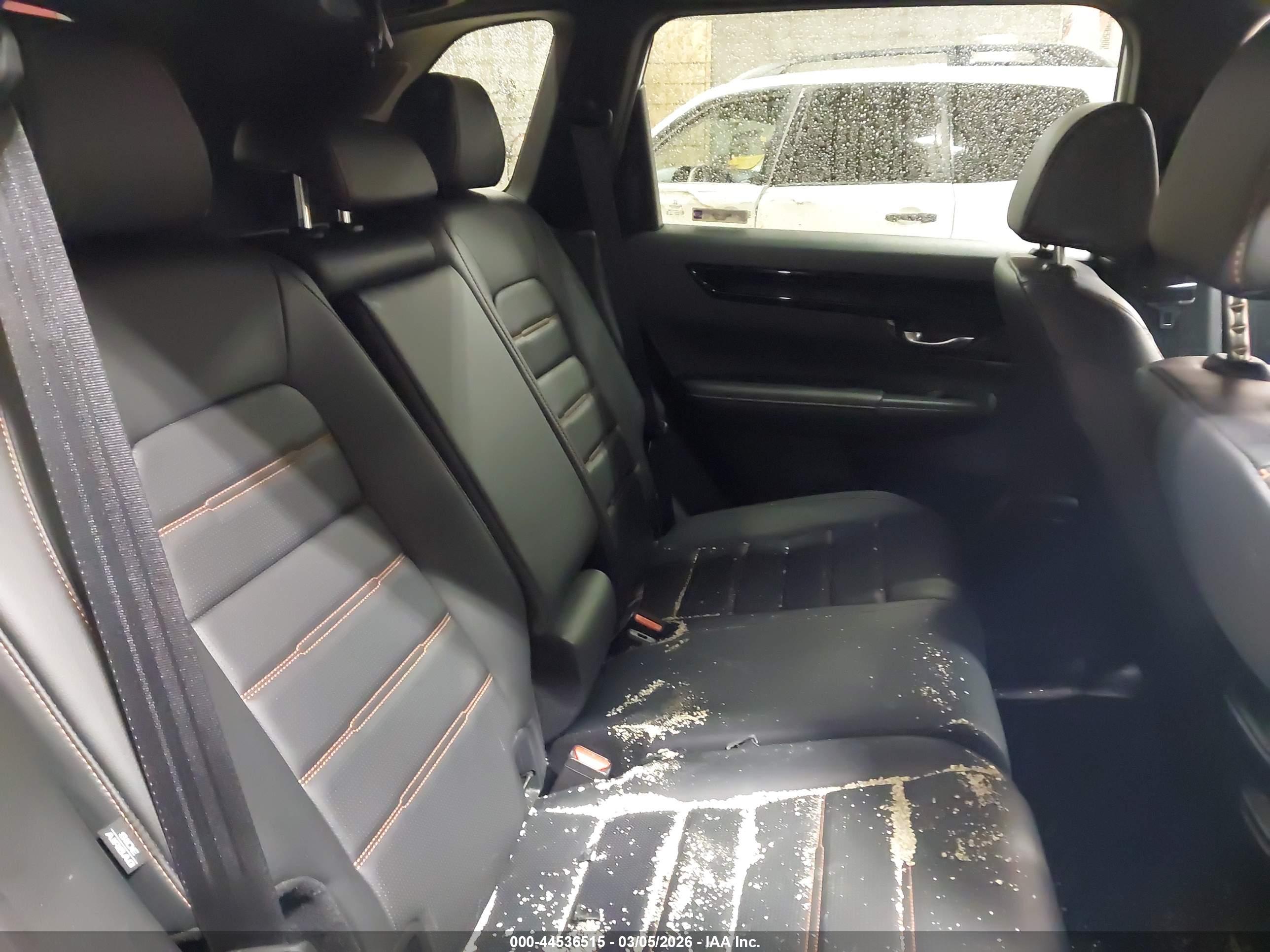 HONDA CR-V image 8