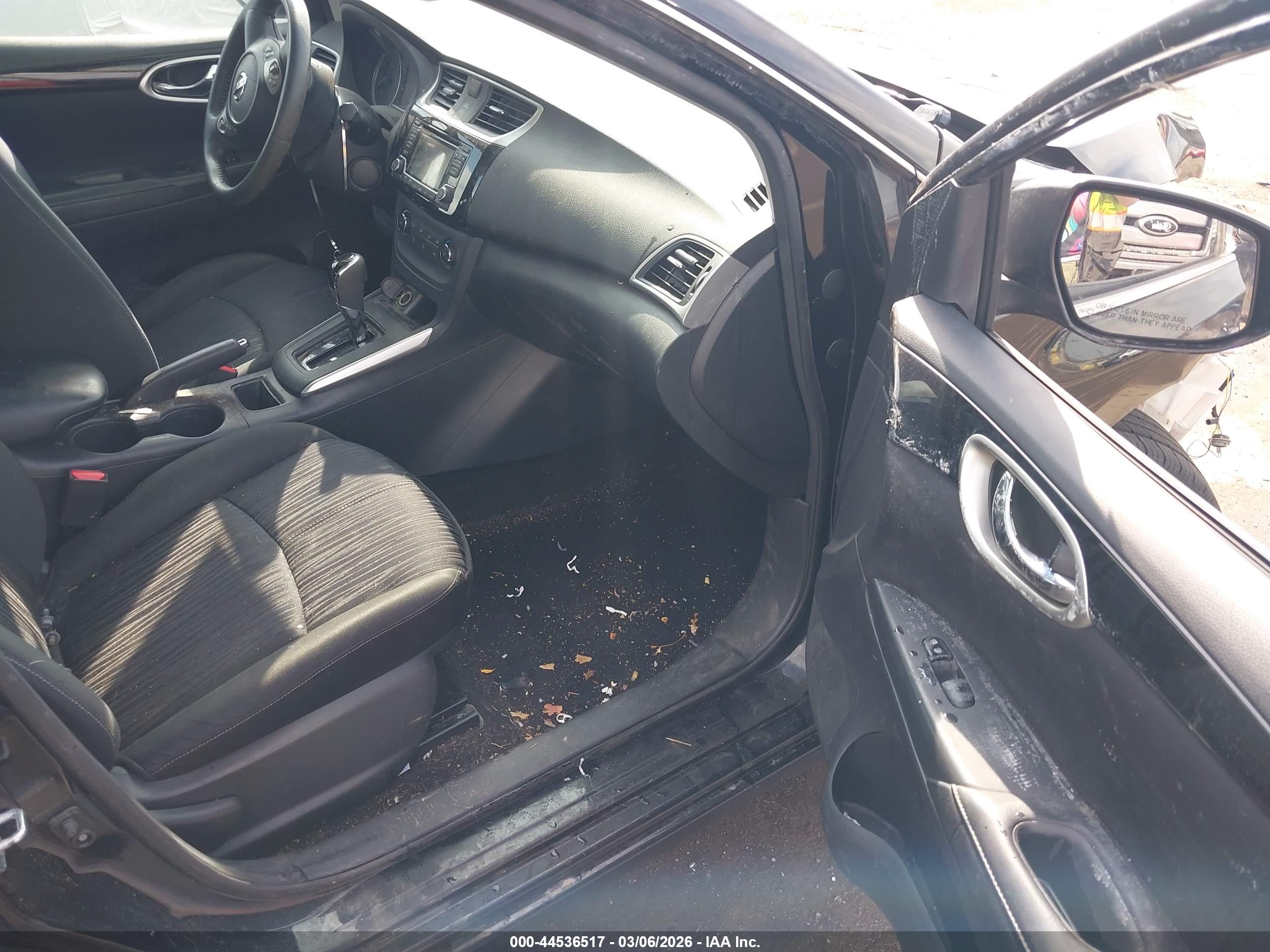 NISSAN SENTRA image 5