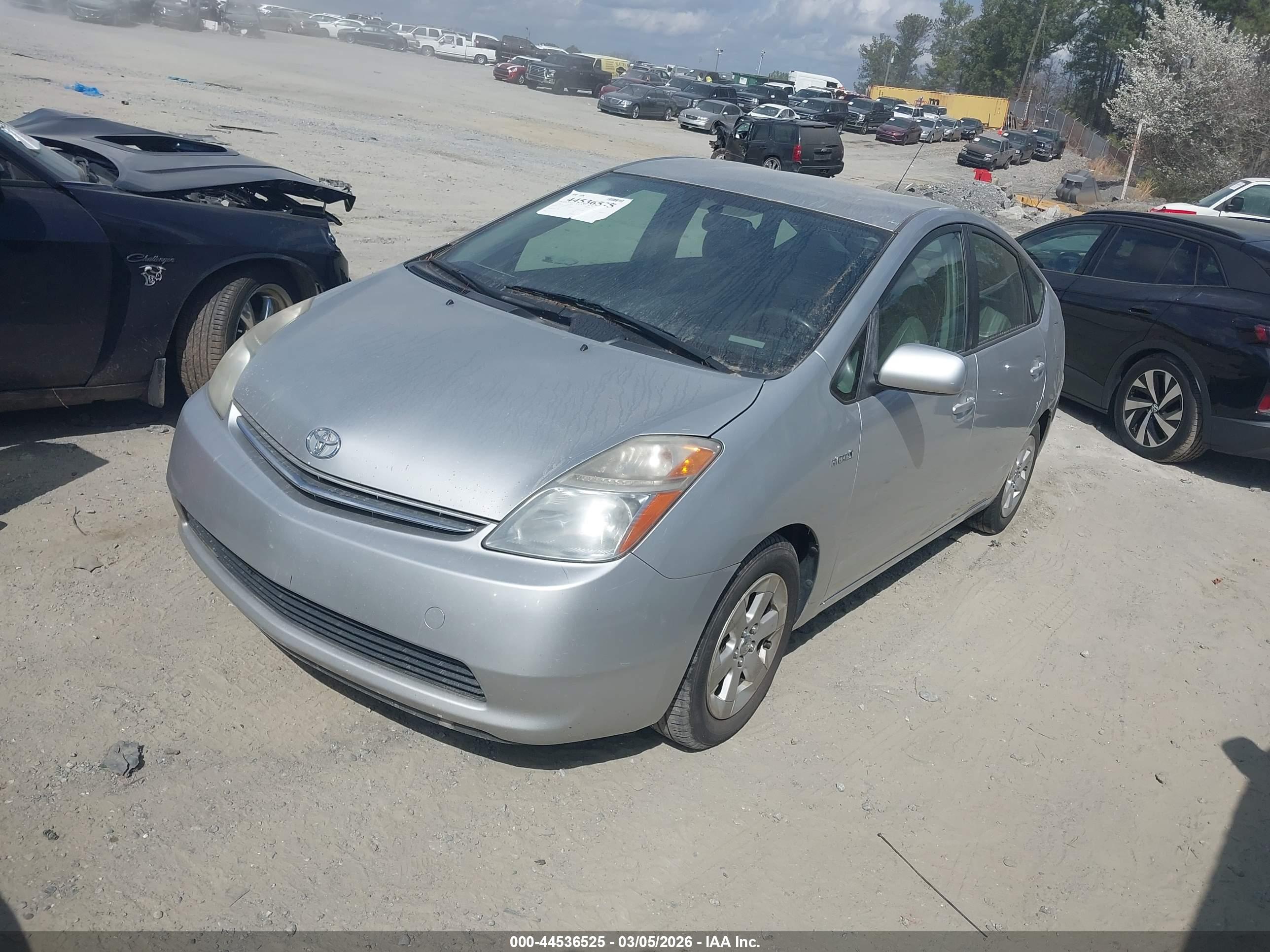 TOYOTA PRIUS image 2
