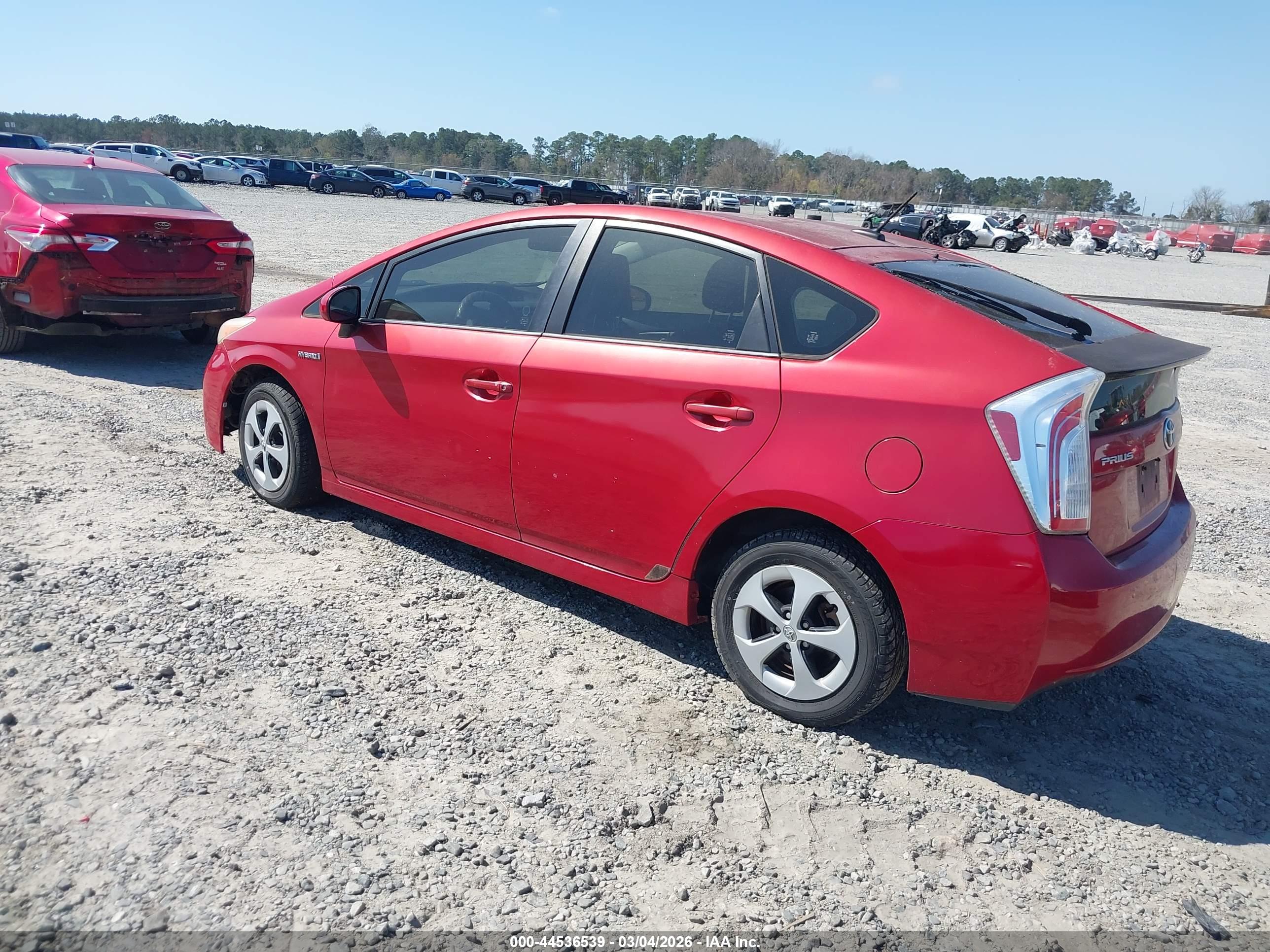 TOYOTA PRIUS image 3