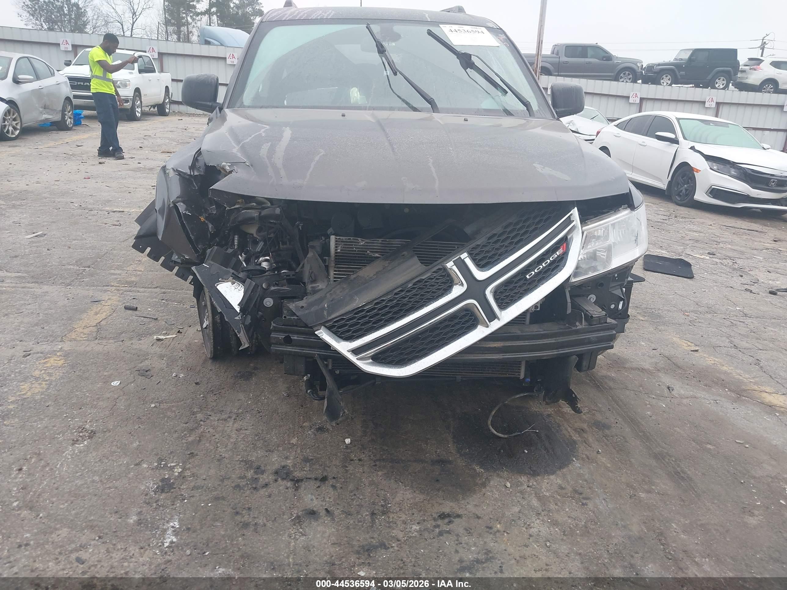 DODGE JOURNEY image 6