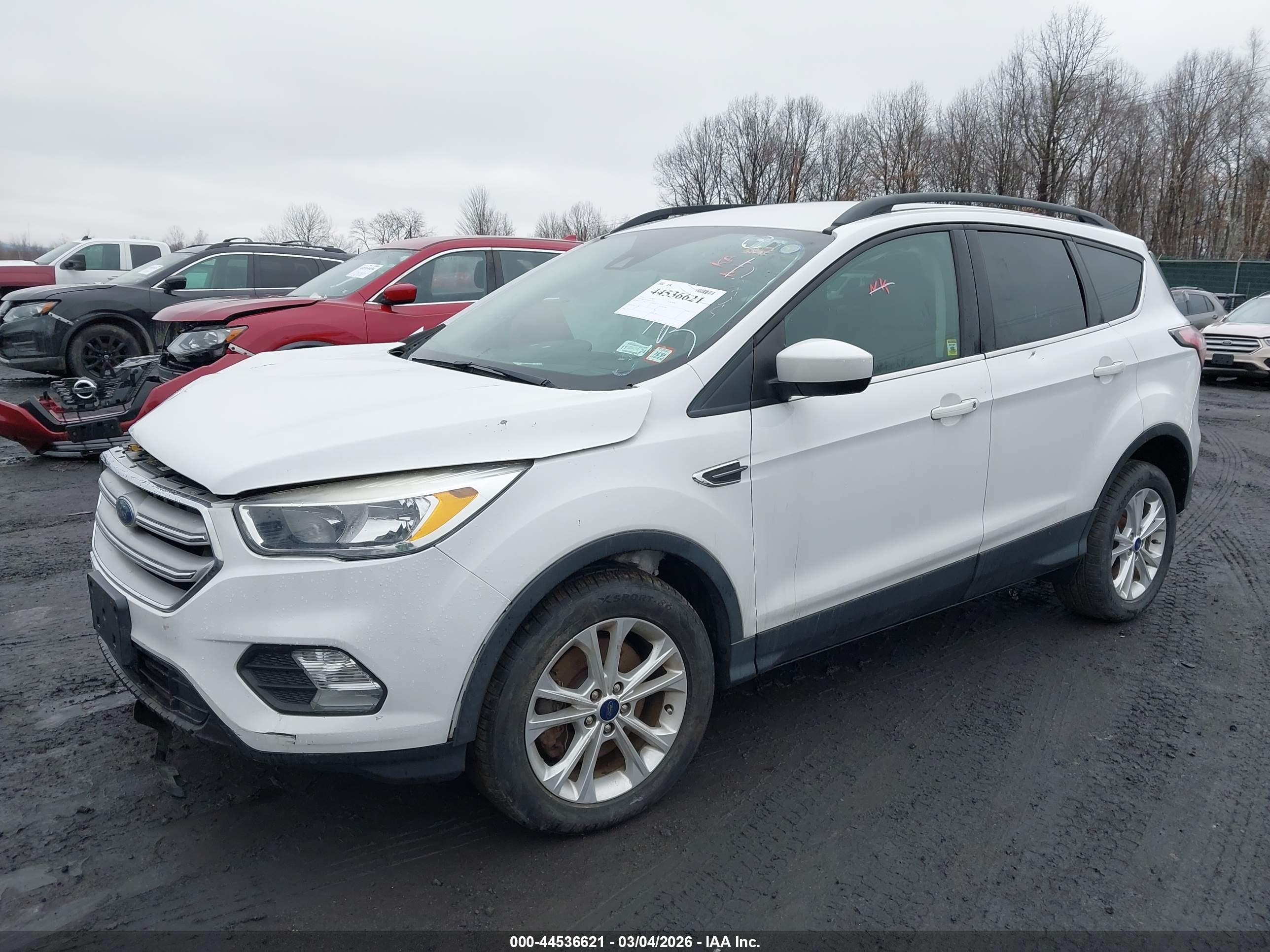 FORD ESCAPE image 2