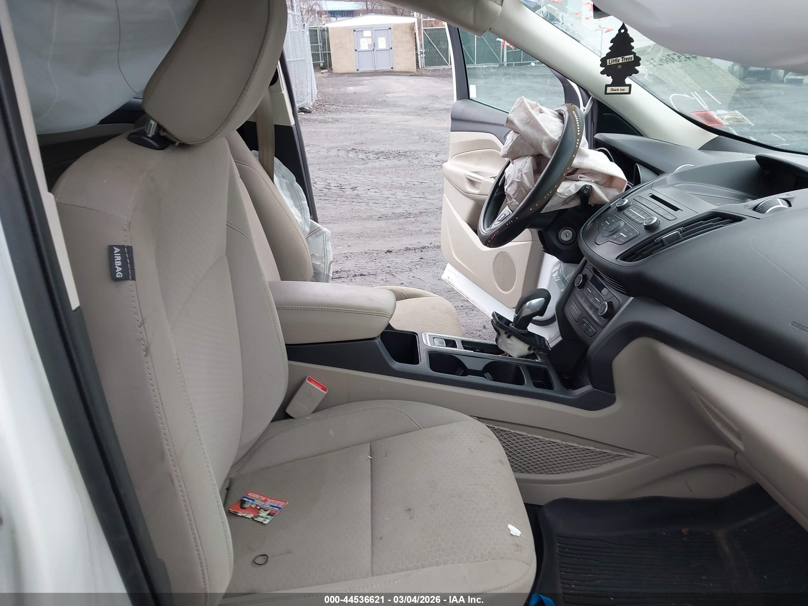 FORD ESCAPE image 5