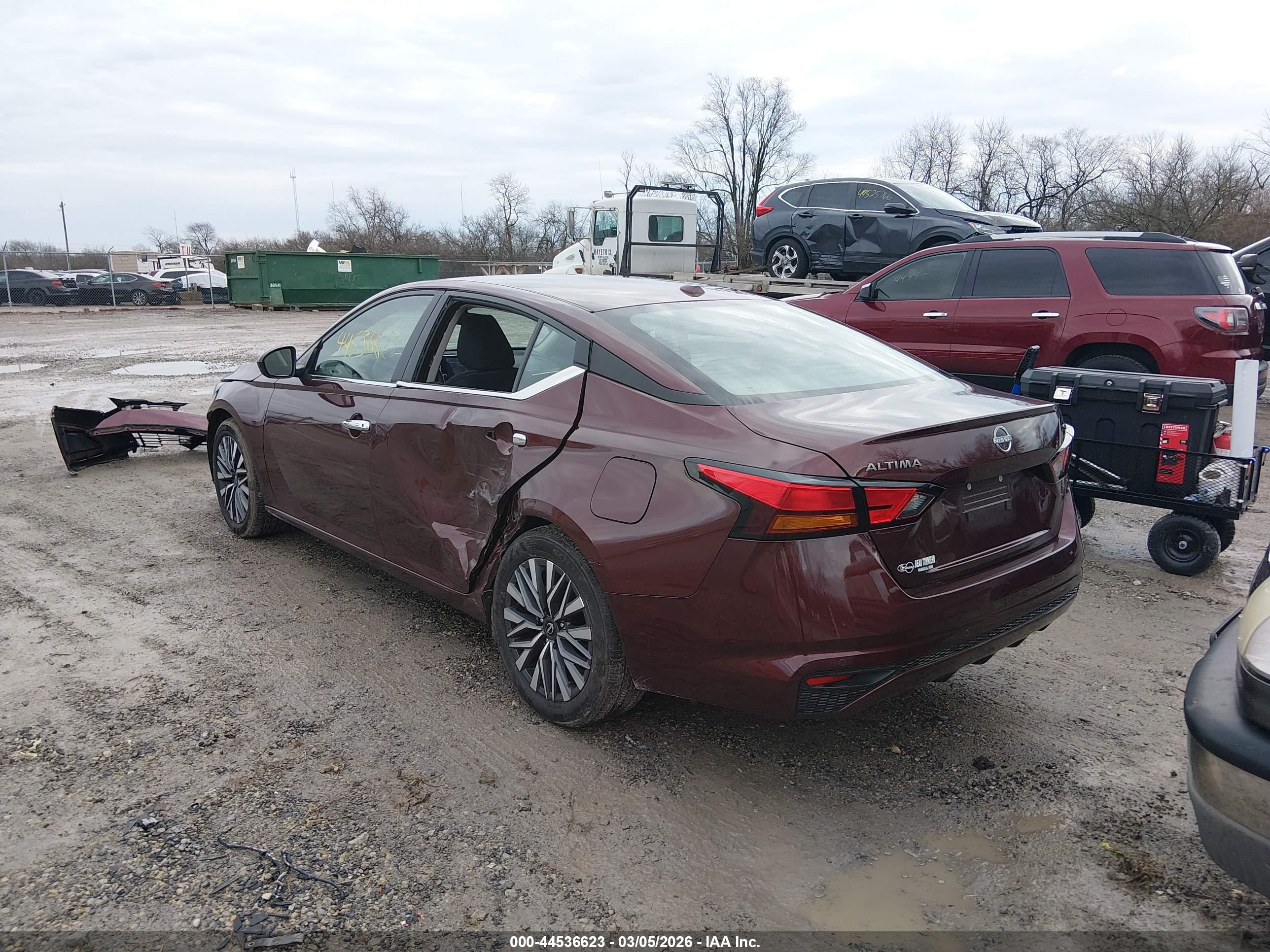 NISSAN ALTIMA image 3