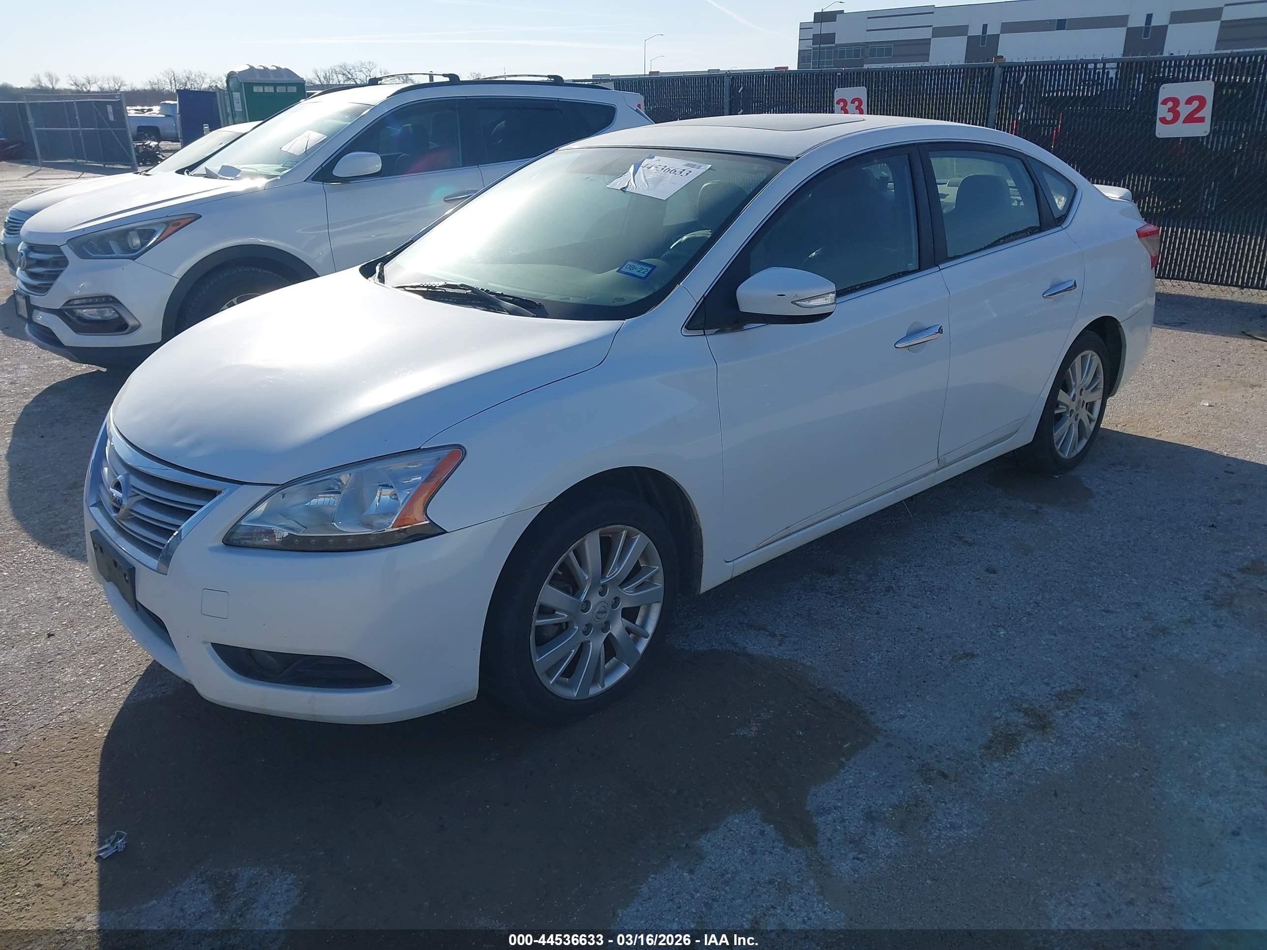 NISSAN SENTRA image 2