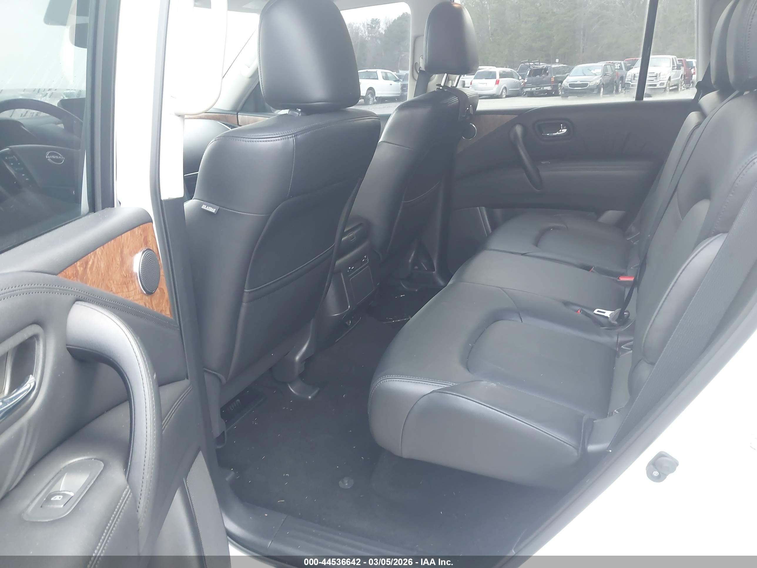 NISSAN ARMADA image 8
