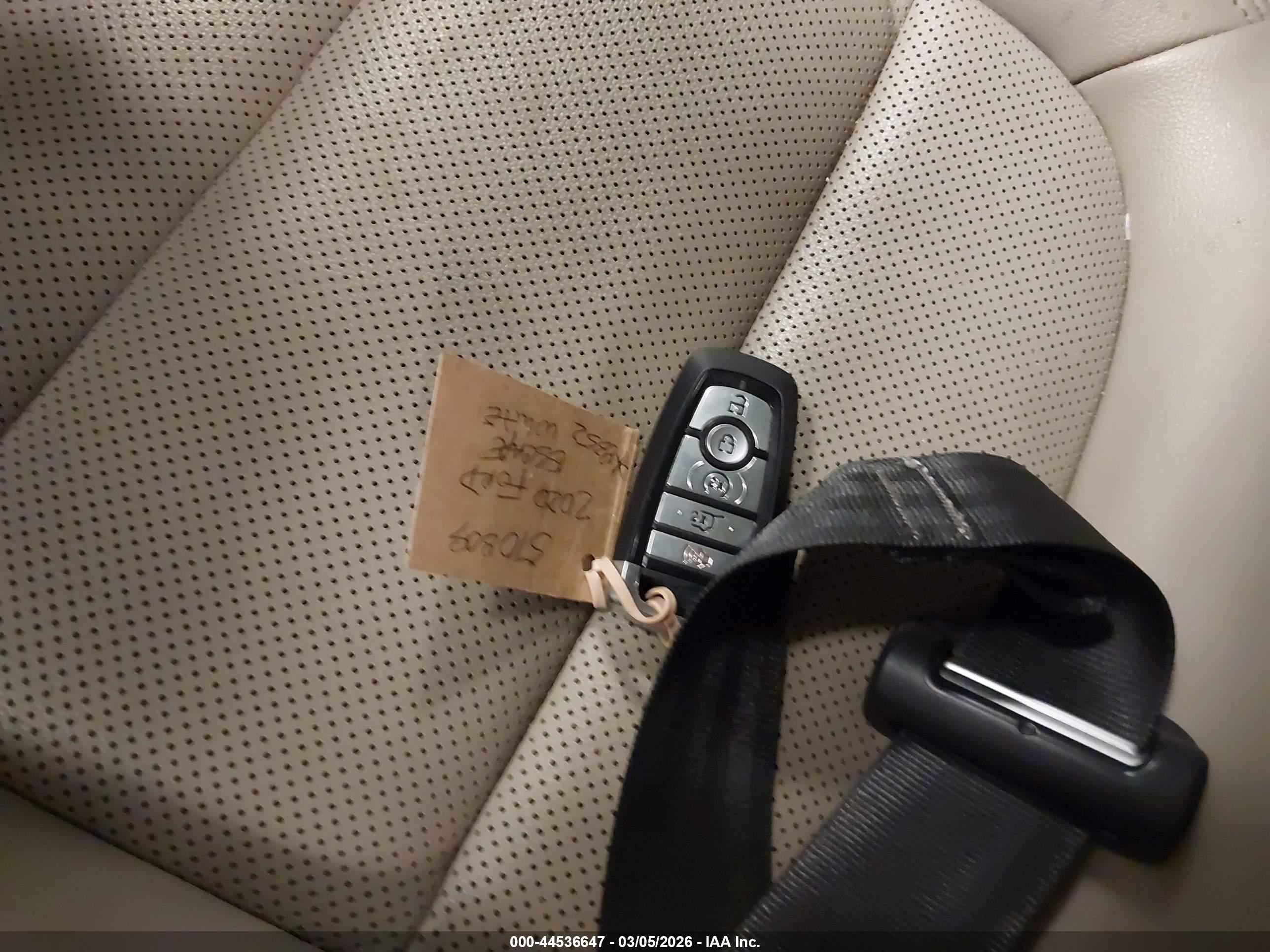 FORD ESCAPE image 11
