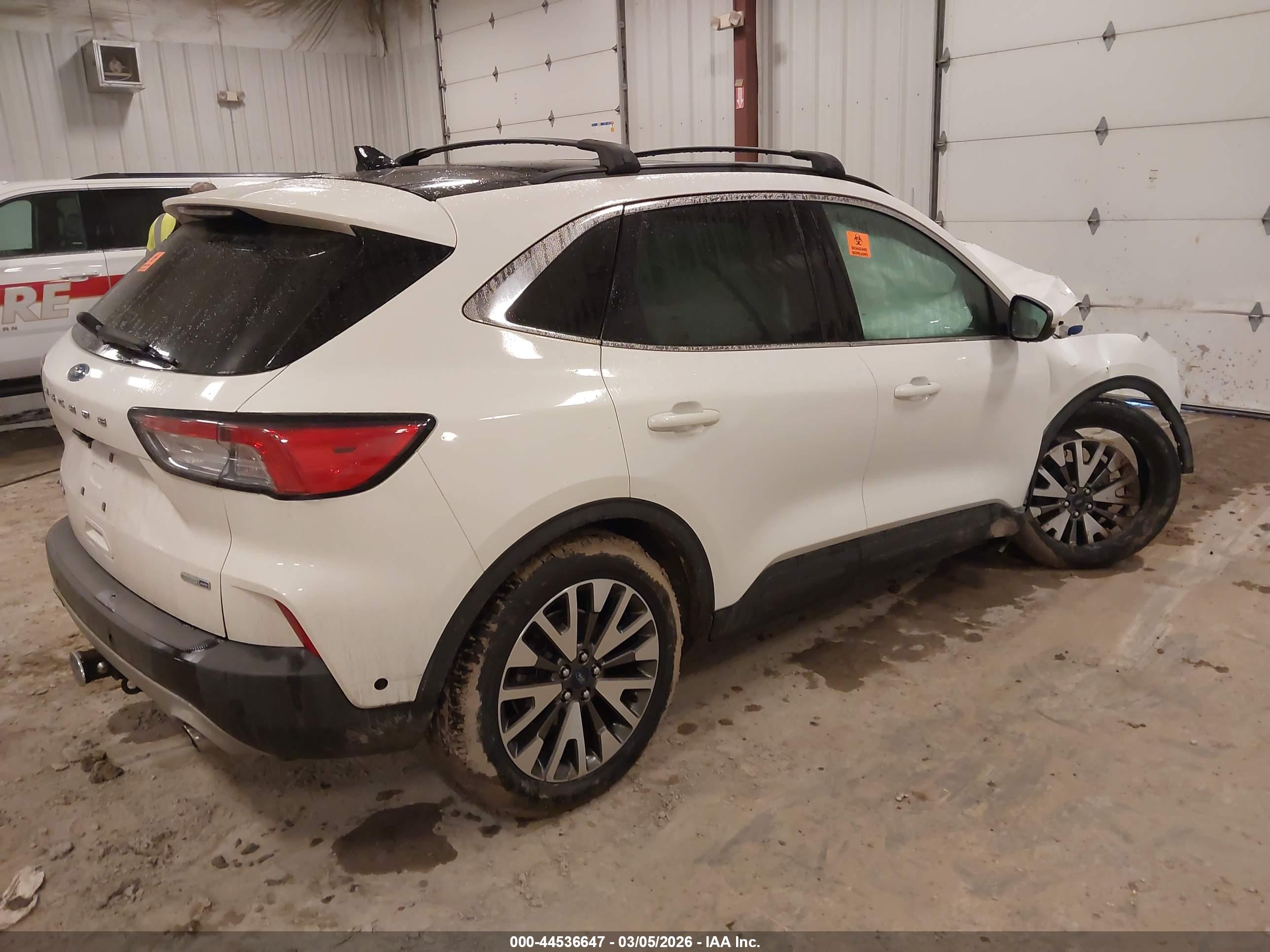 FORD ESCAPE image 4