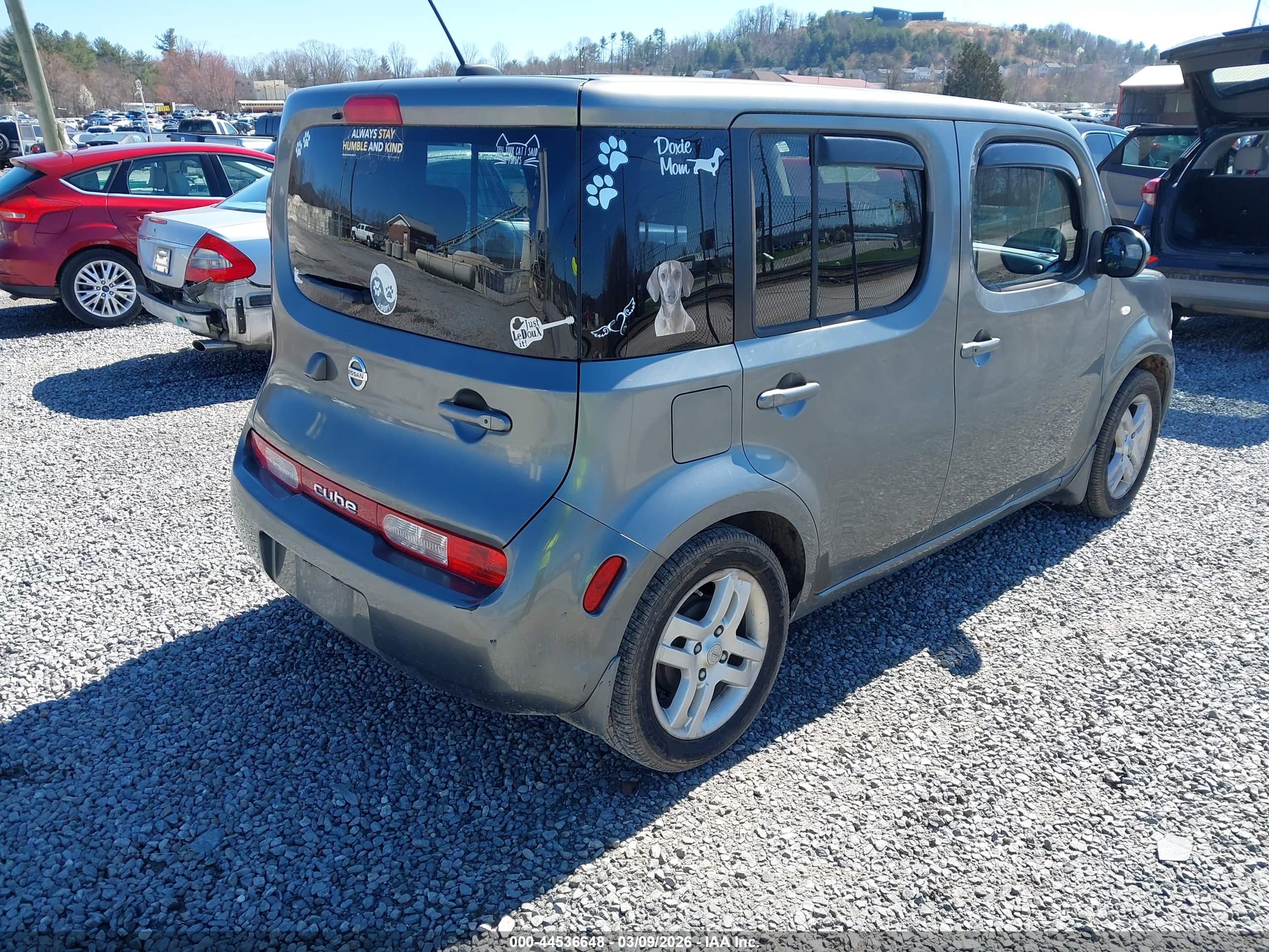 NISSAN CUBE image 4