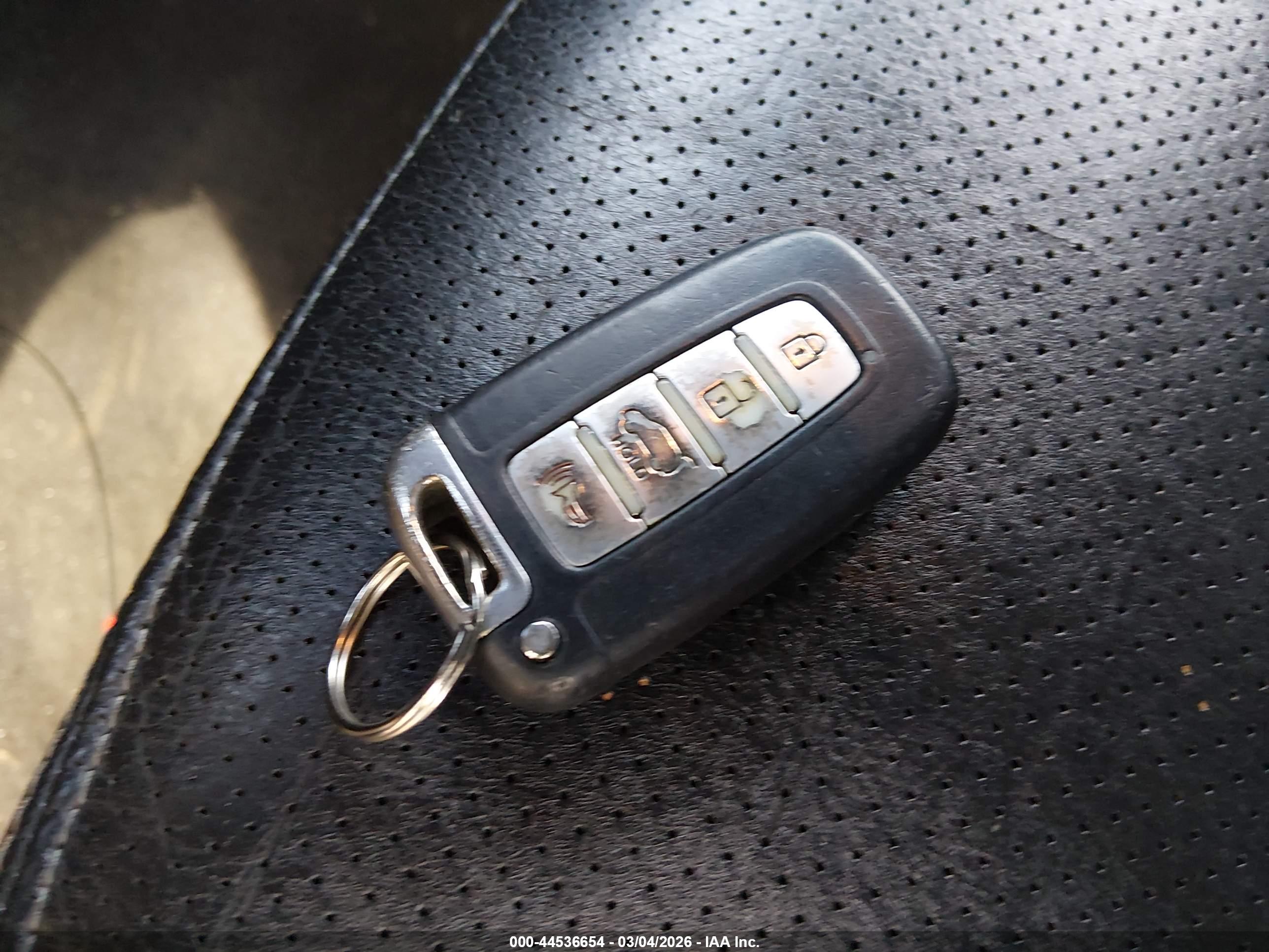 KIA SORENTO image 11