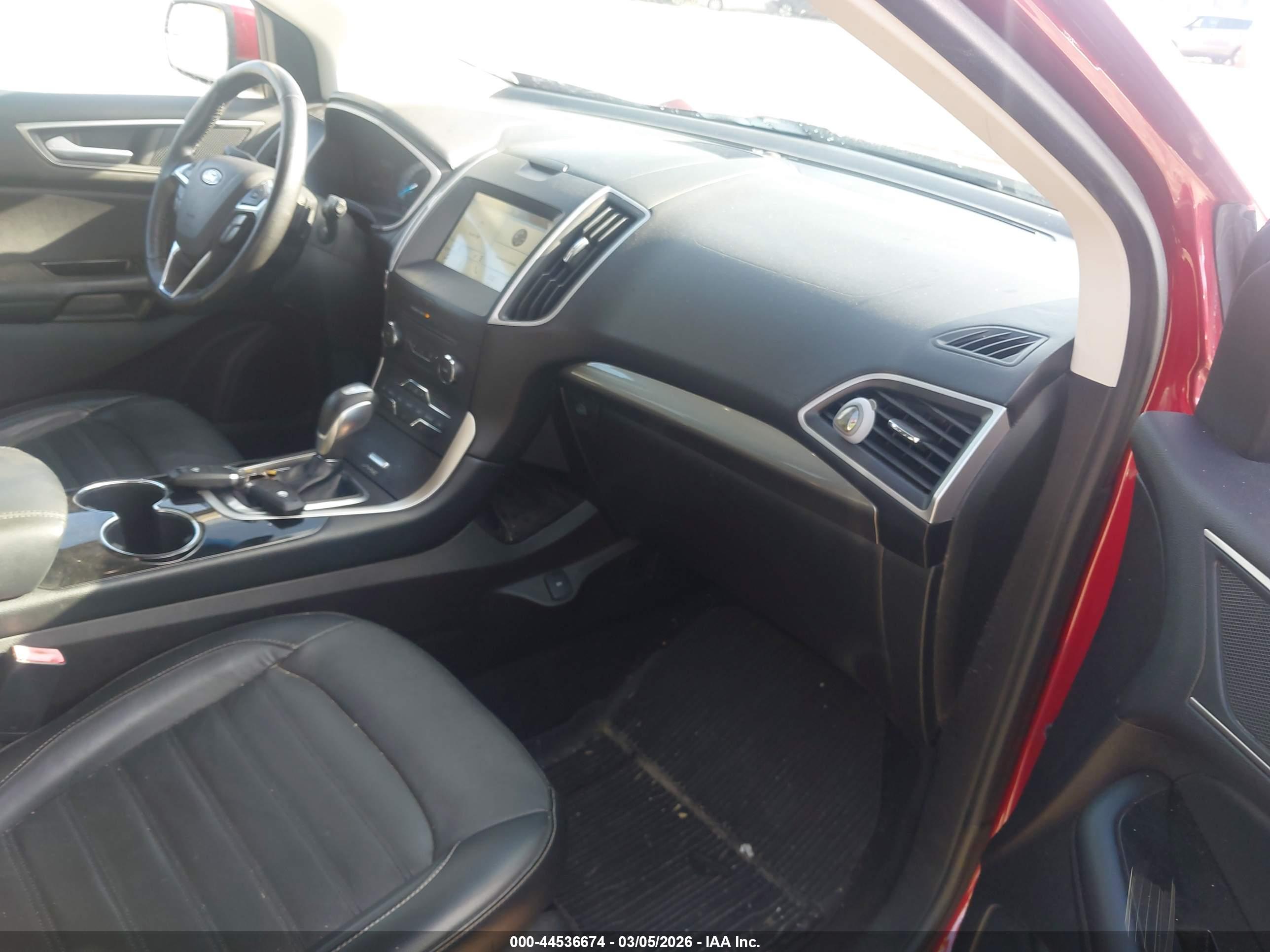 FORD EDGE image 5