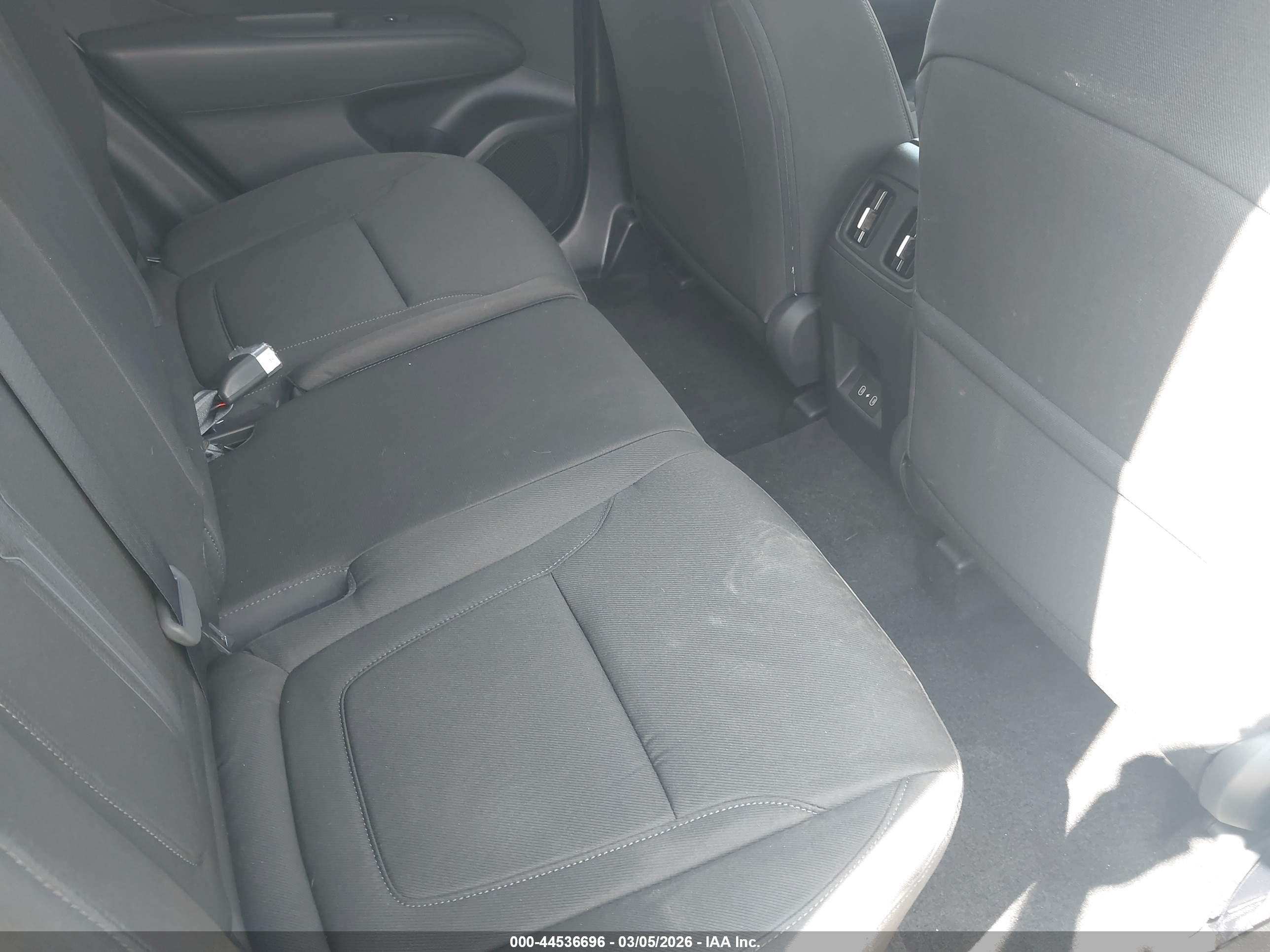 HYUNDAI TUCSON image 8