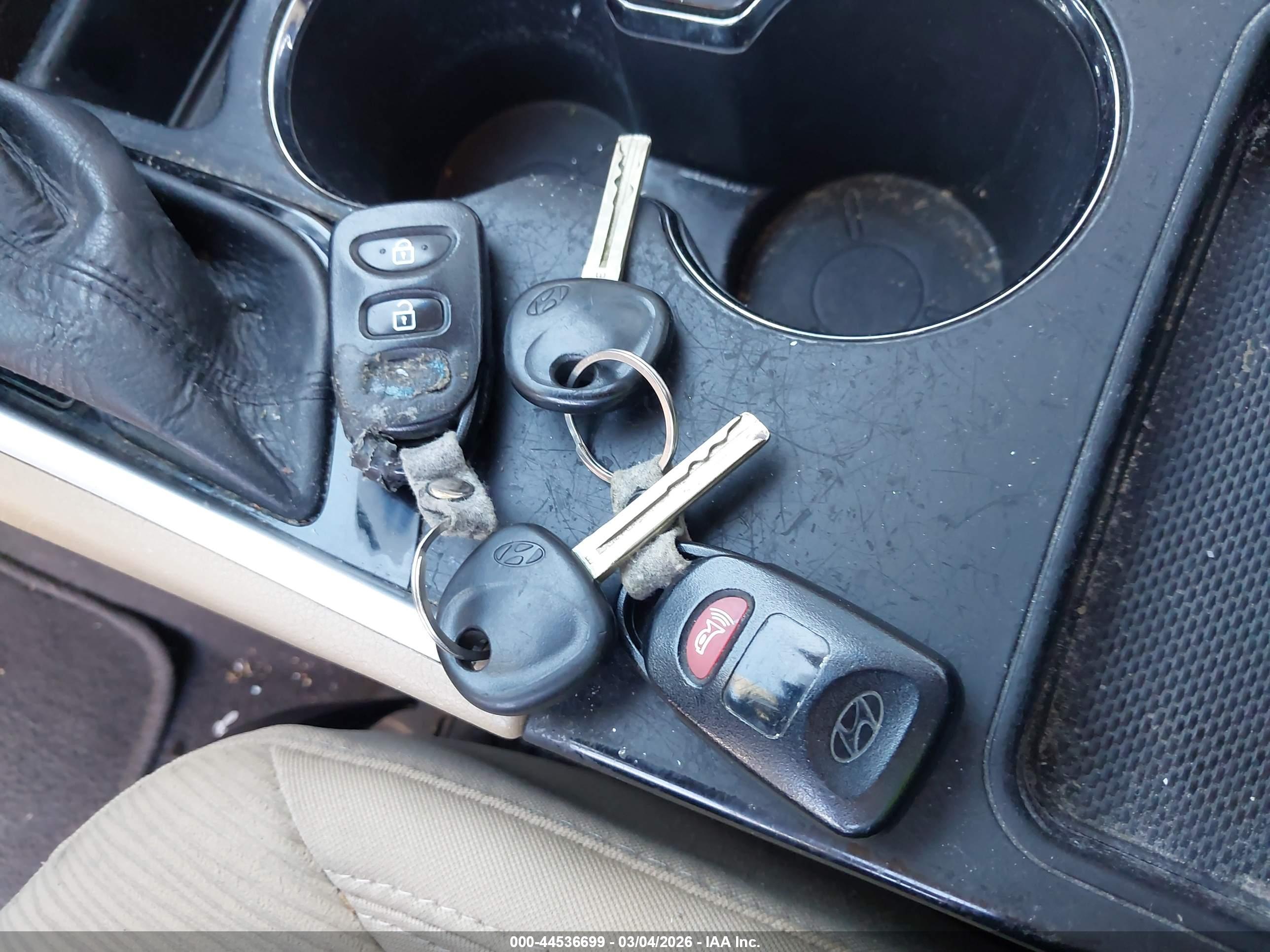 HYUNDAI SONATA image 11