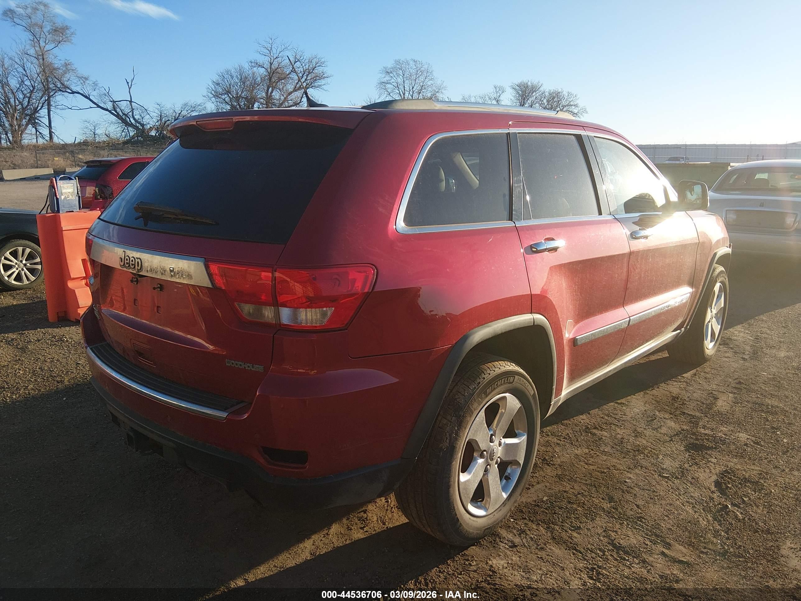 JEEP GRAND image 4