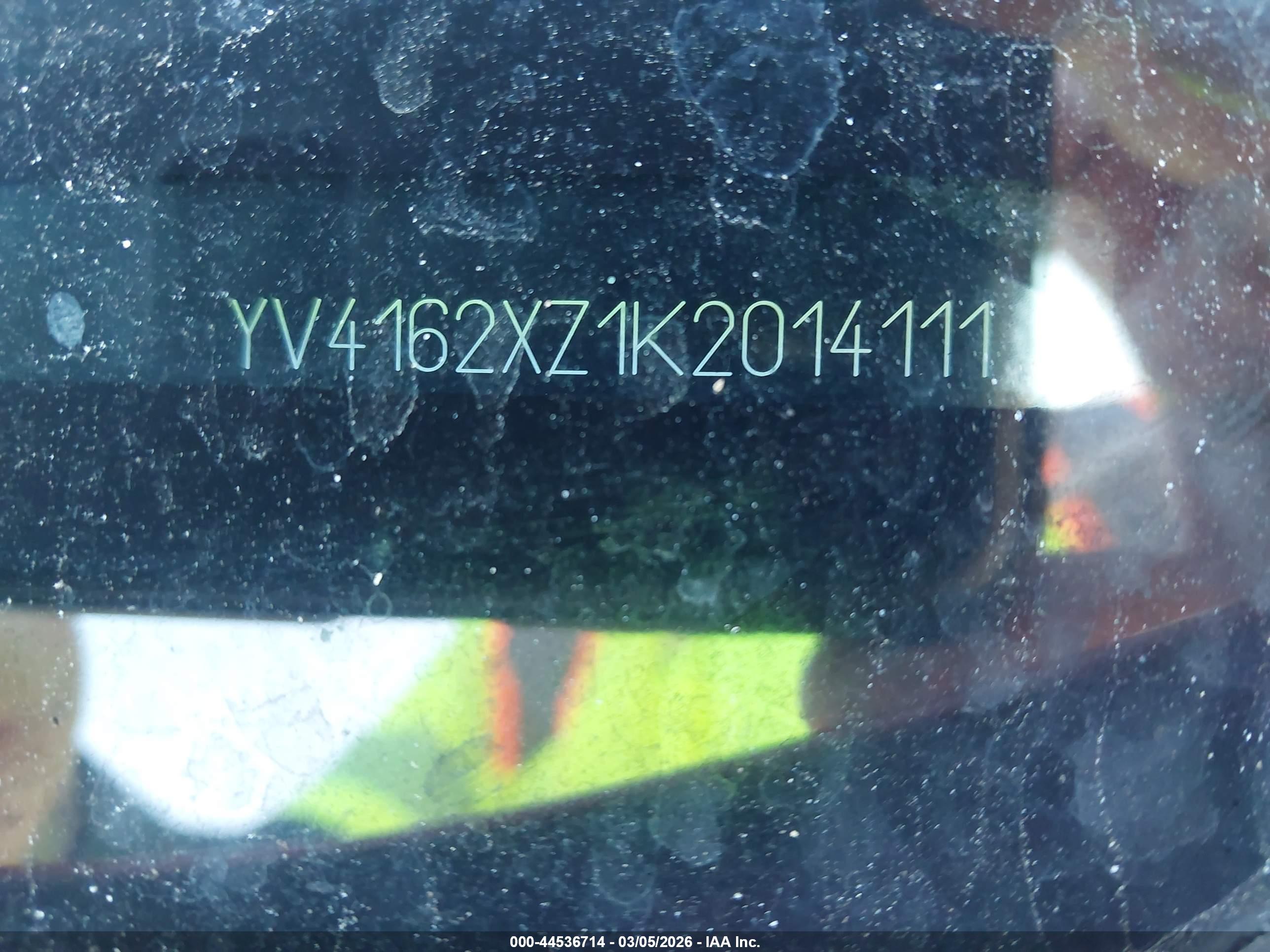 VOLVO XC40 image 9
