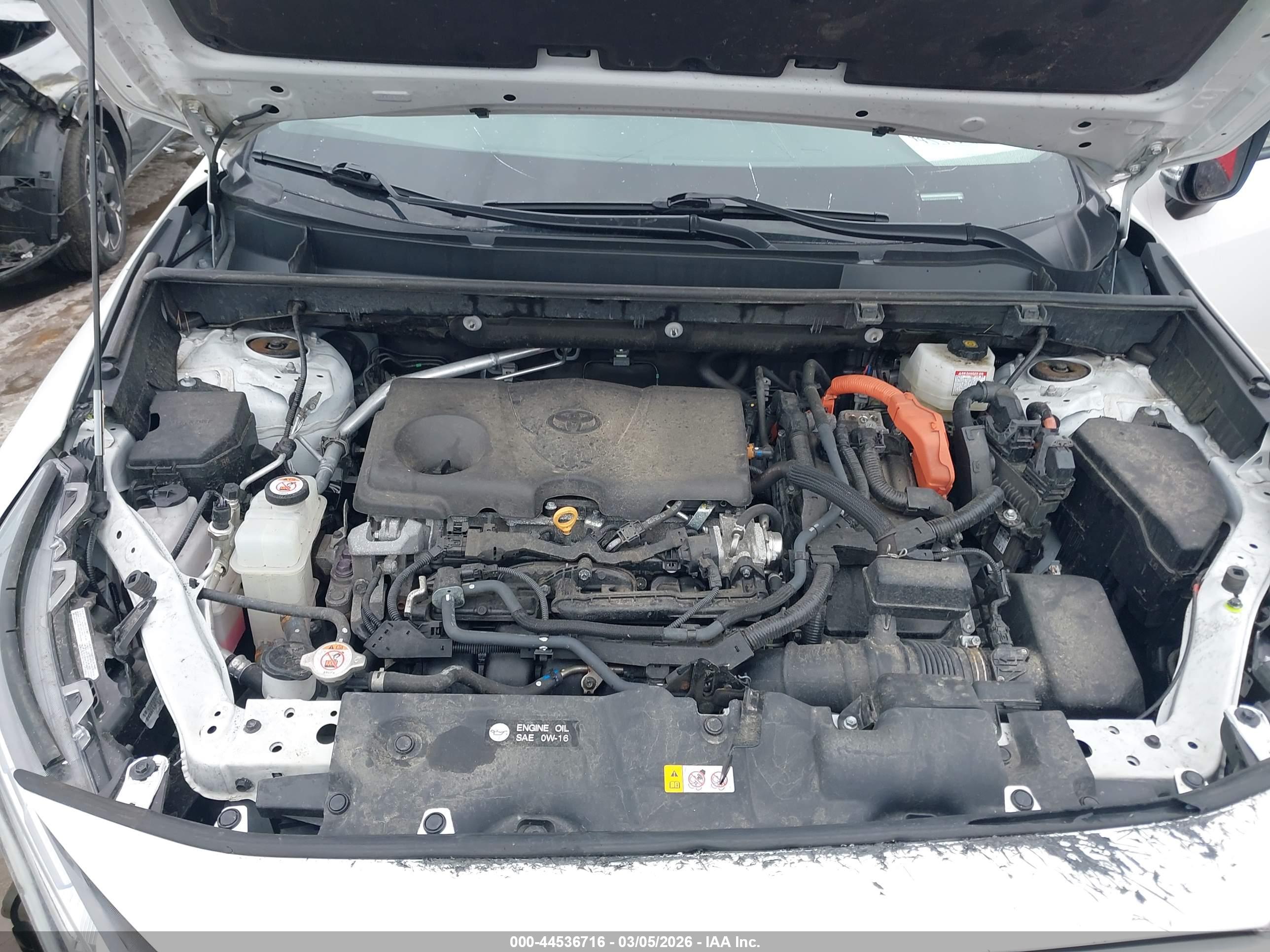 TOYOTA RAV4 image 10