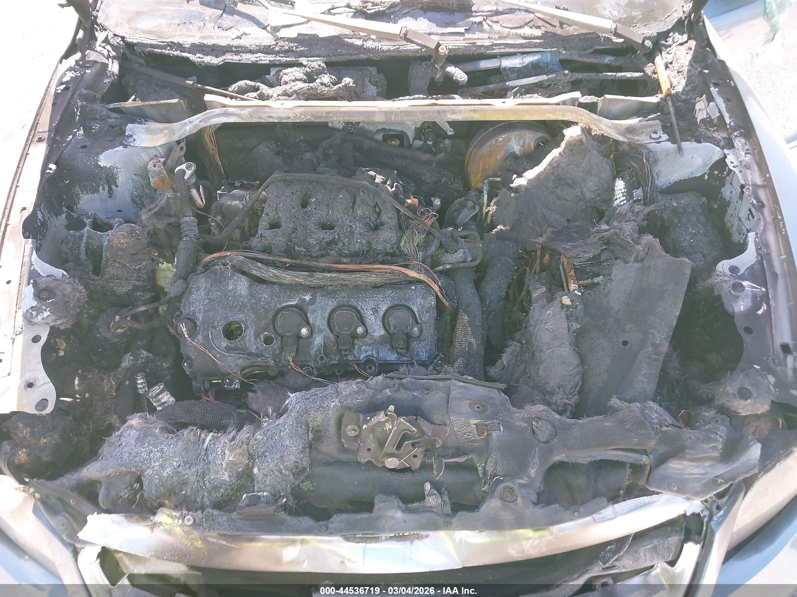 FORD TAURUS image 10