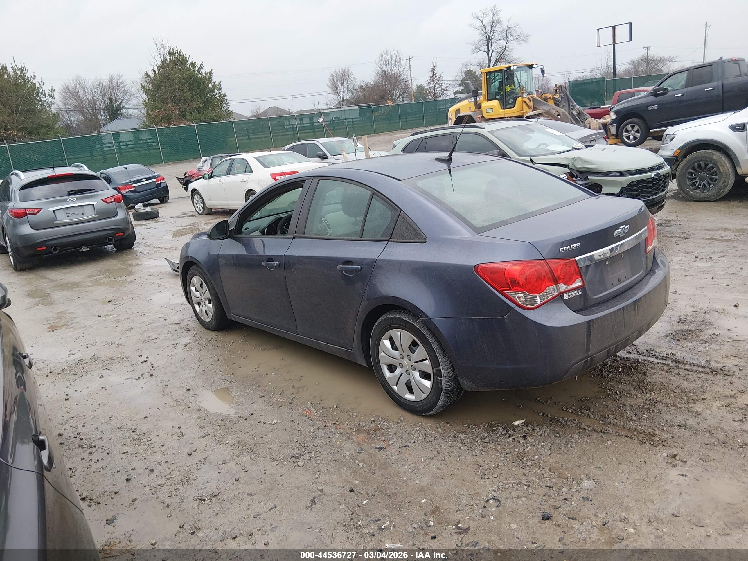 CHEVROLET CRUZE image 3