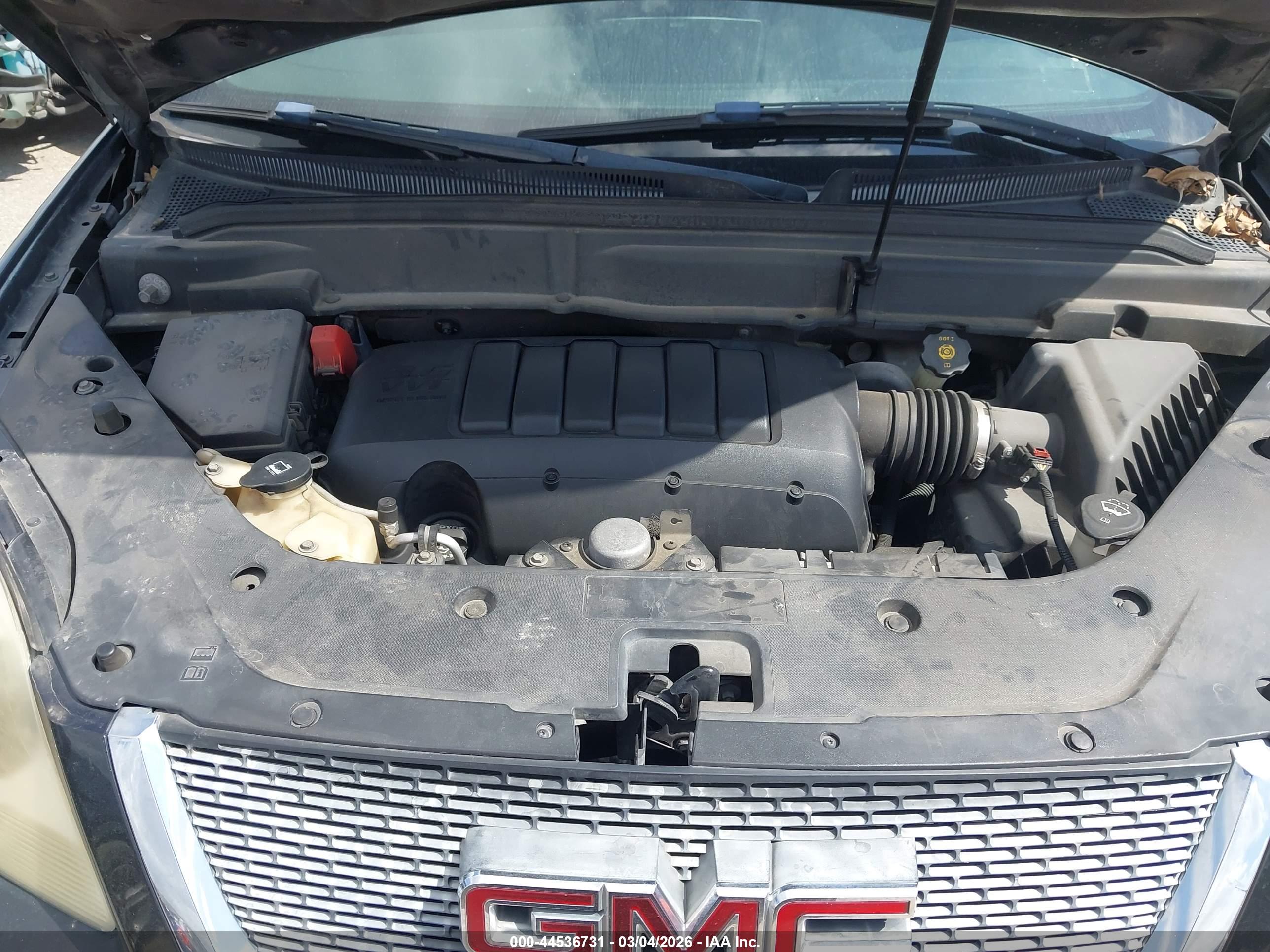 GMC ACADIA image 10