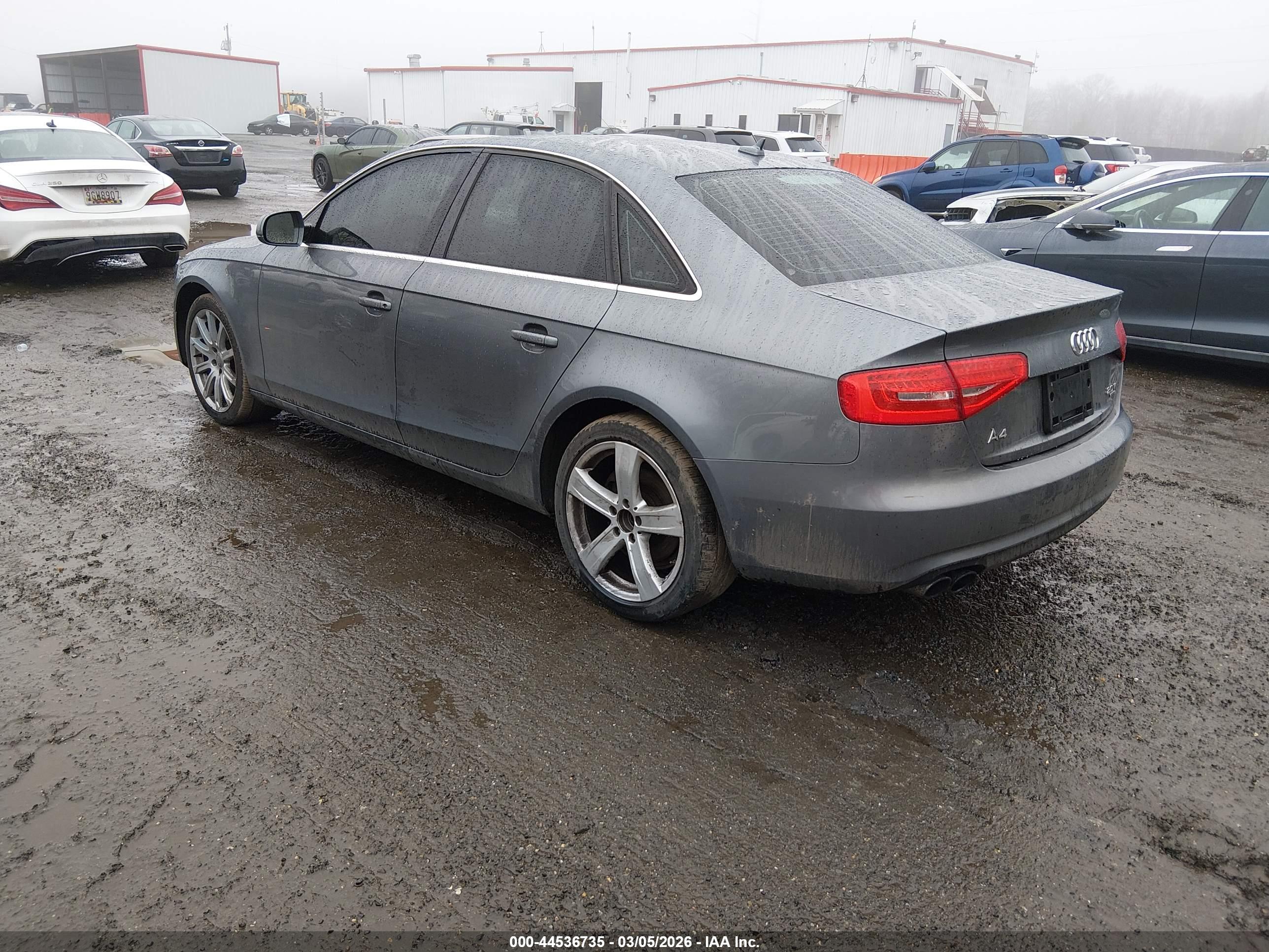 AUDI A4 image 3