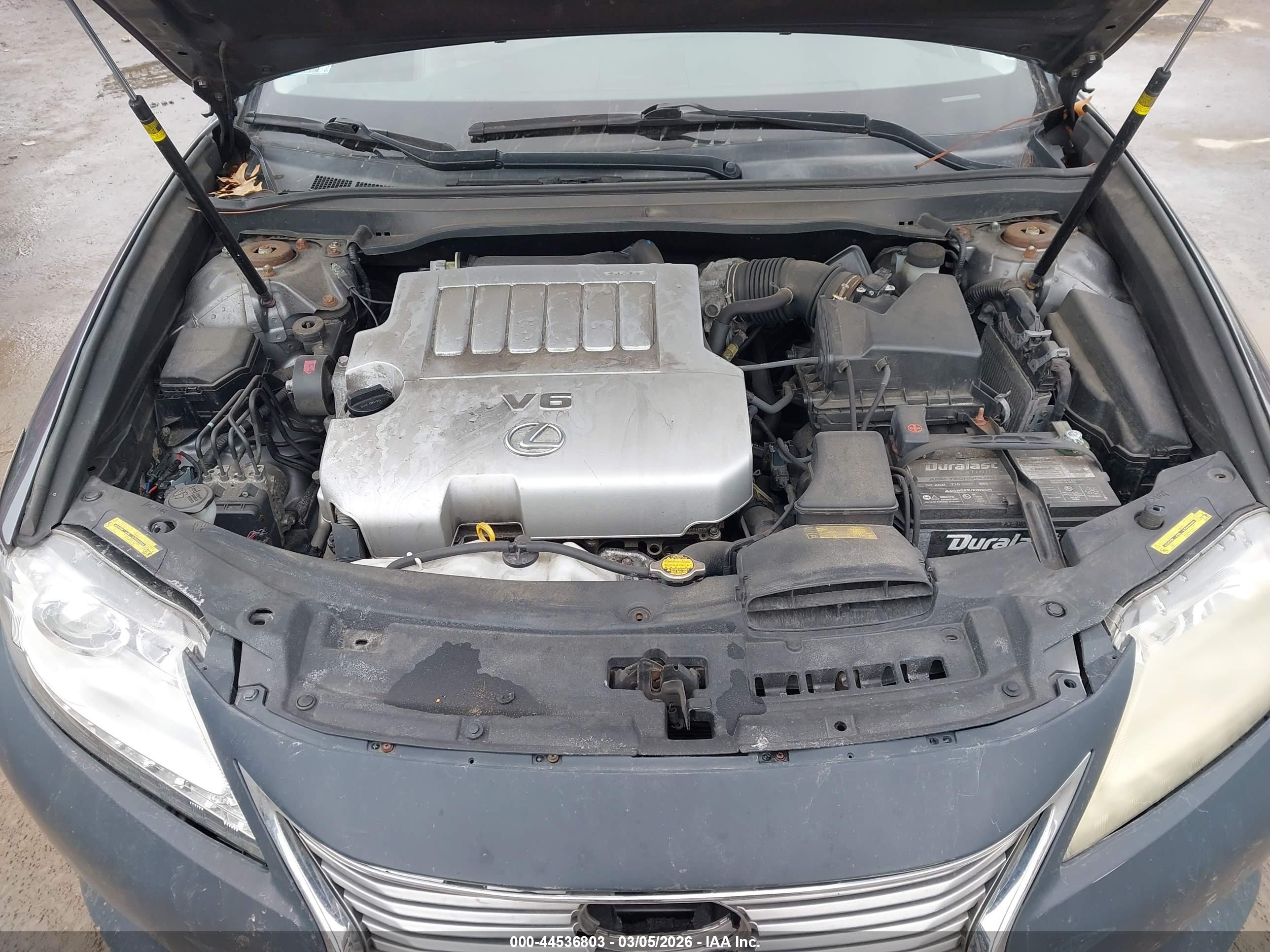LEXUS ES image 10