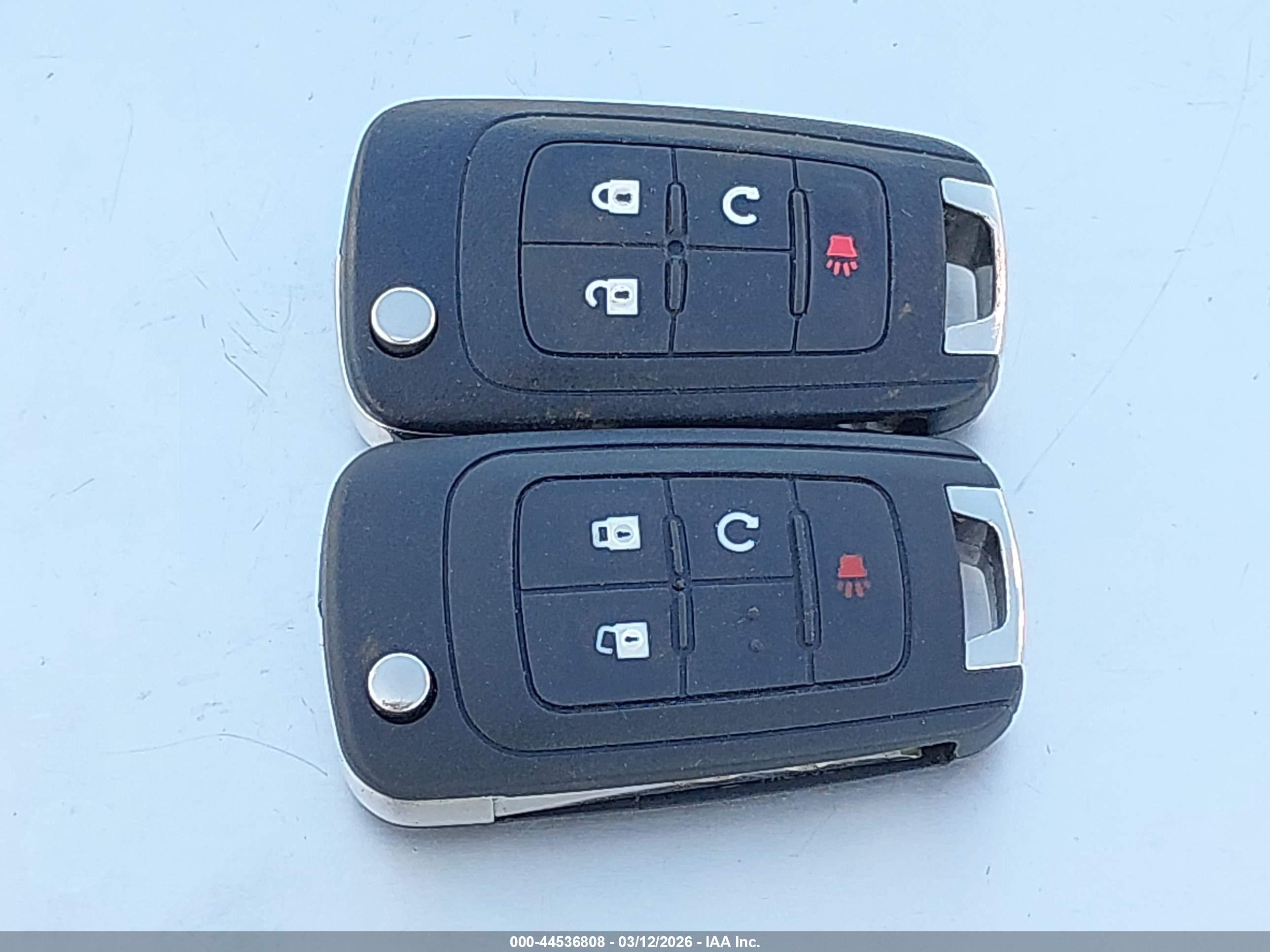 CHEVROLET EQUINOX image 11