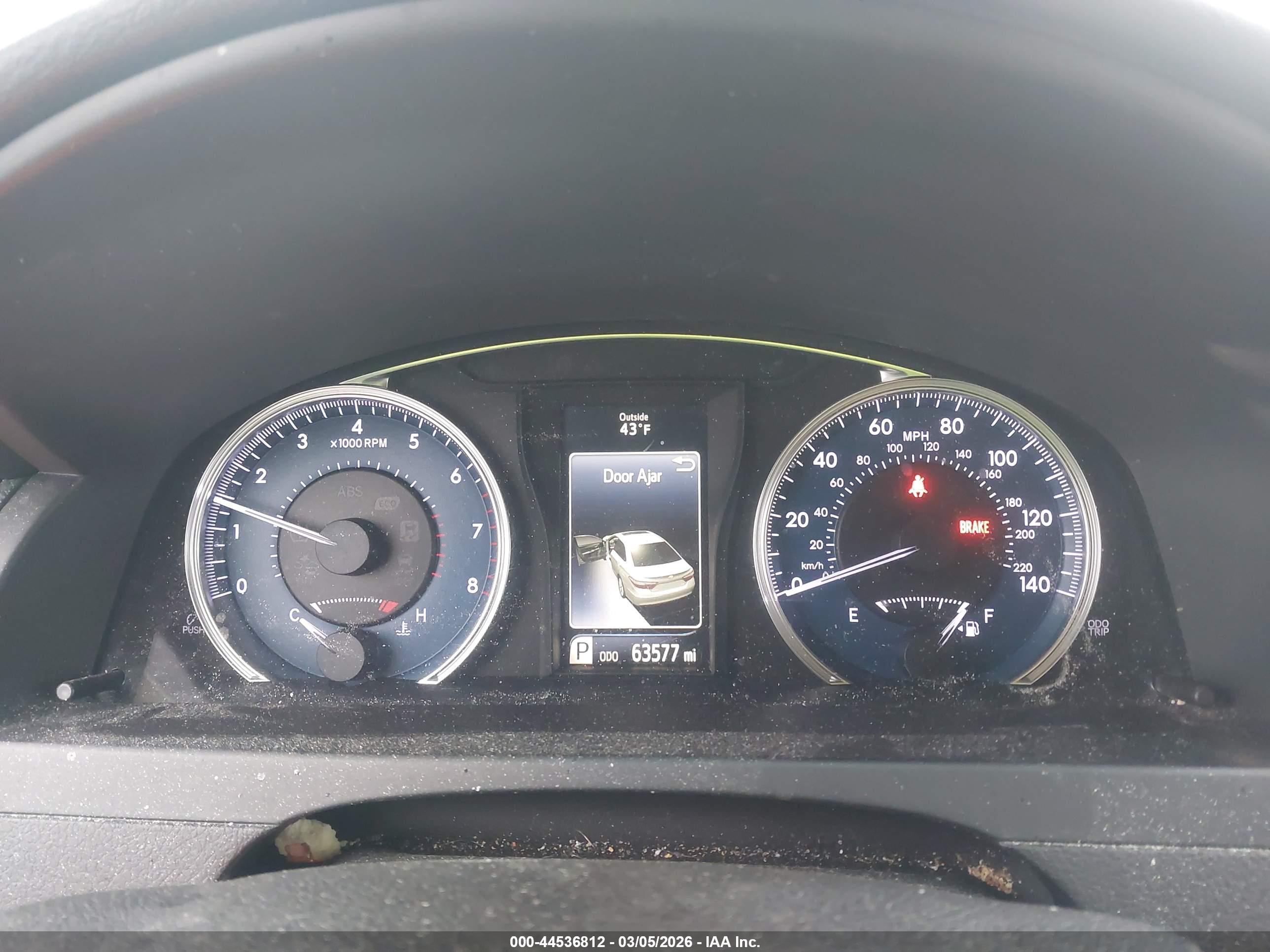 TOYOTA CAMRY image 7