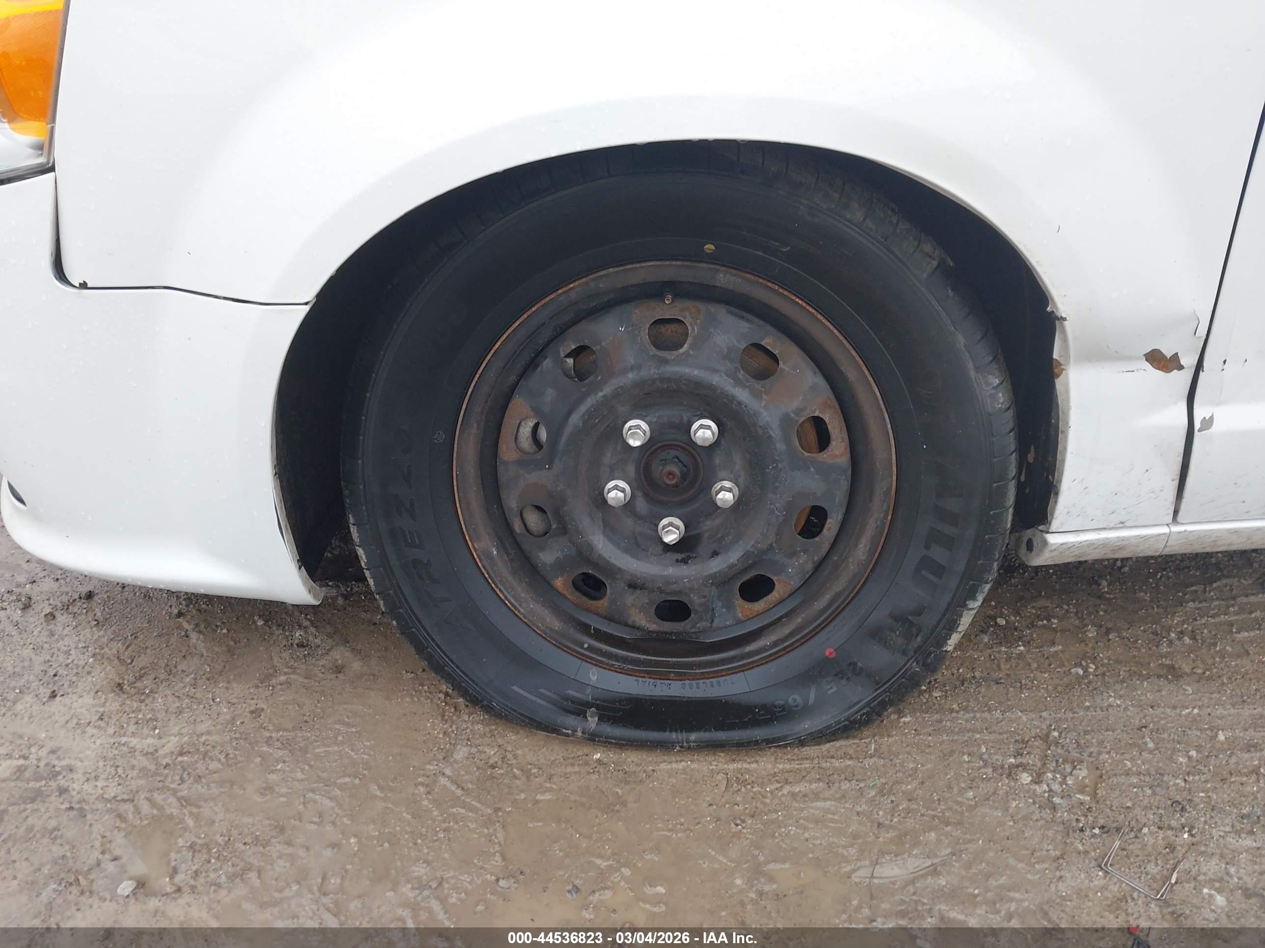 DODGE GRAND image 6