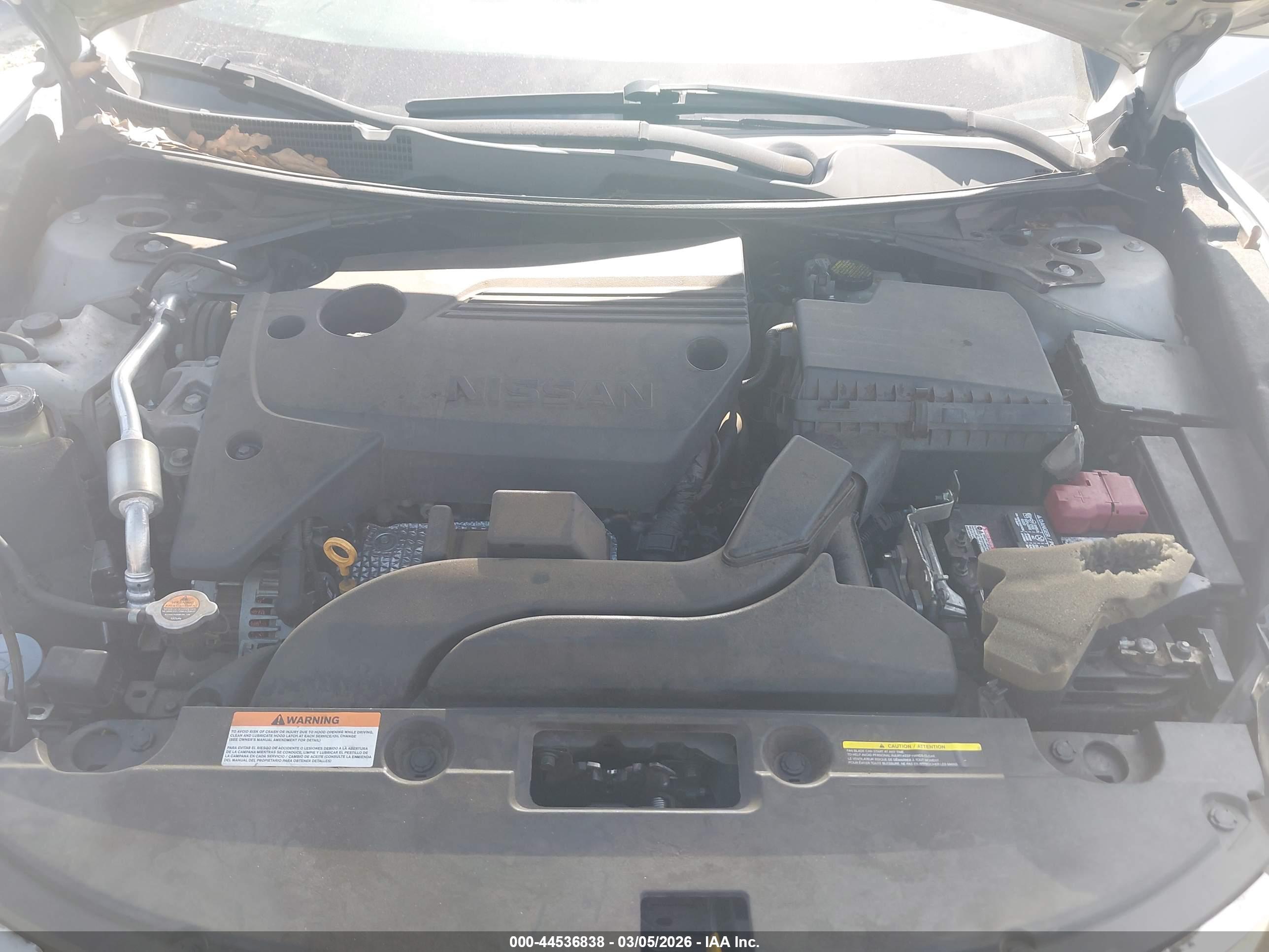 NISSAN ALTIMA image 10