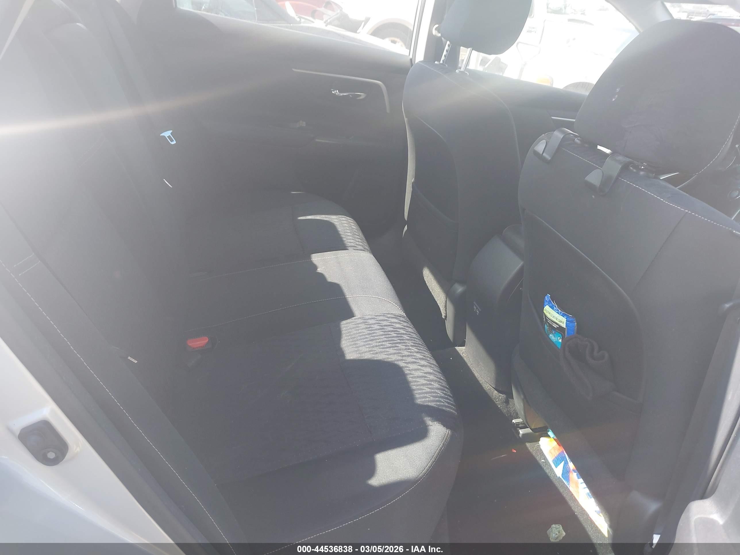 NISSAN ALTIMA image 8