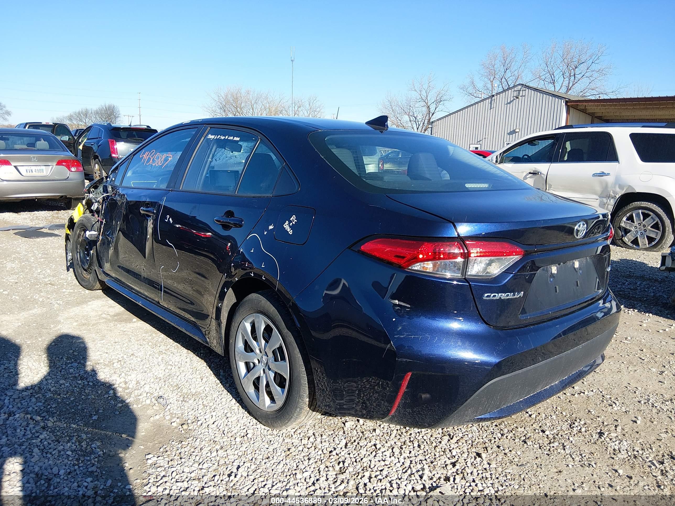 TOYOTA COROLLA image 3