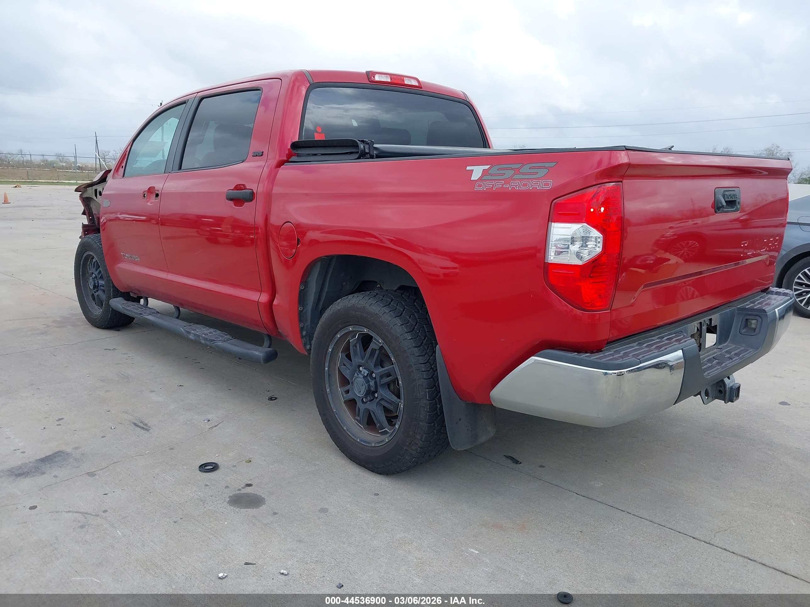TOYOTA TUNDRA image 3