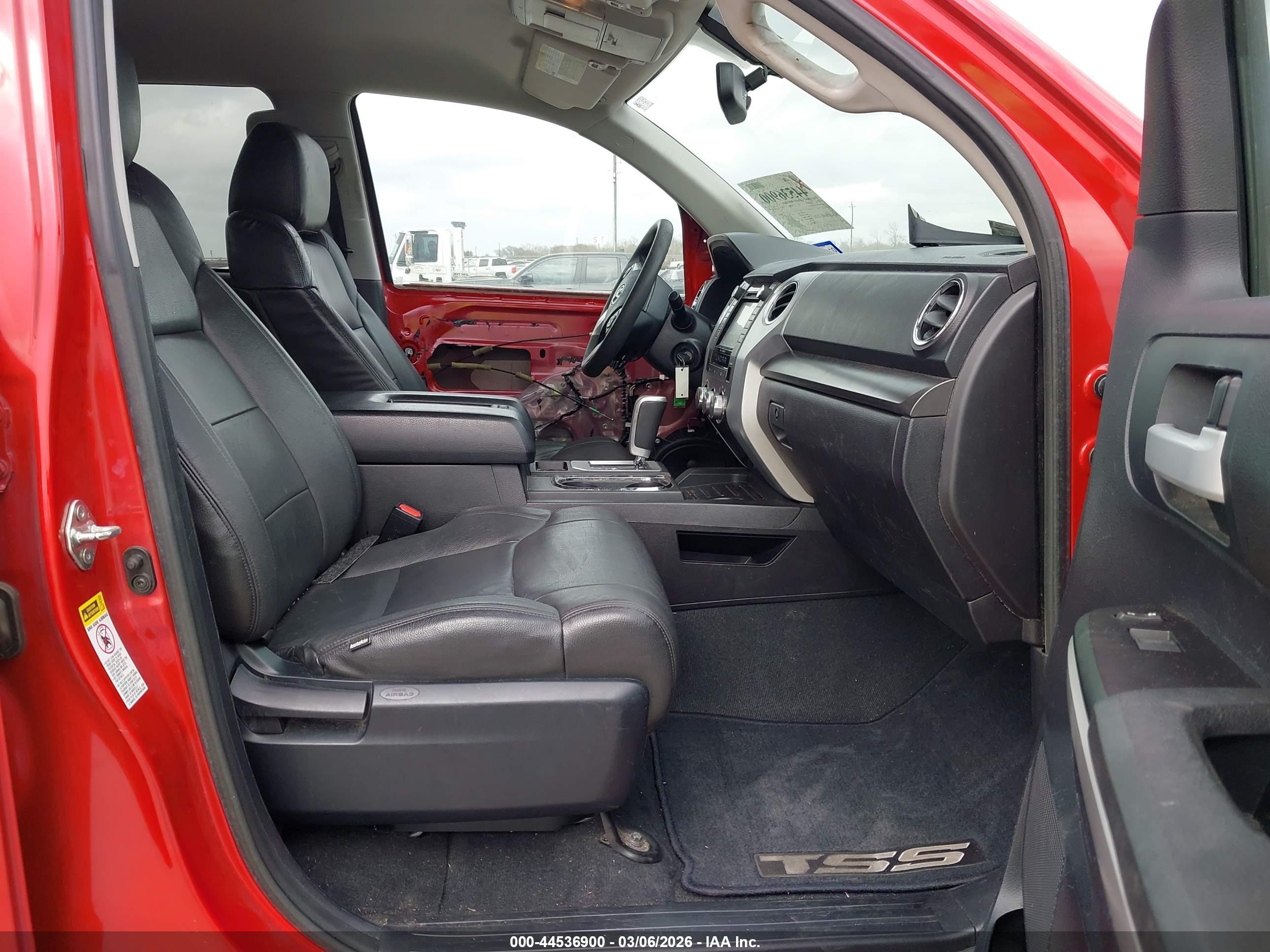 TOYOTA TUNDRA image 5