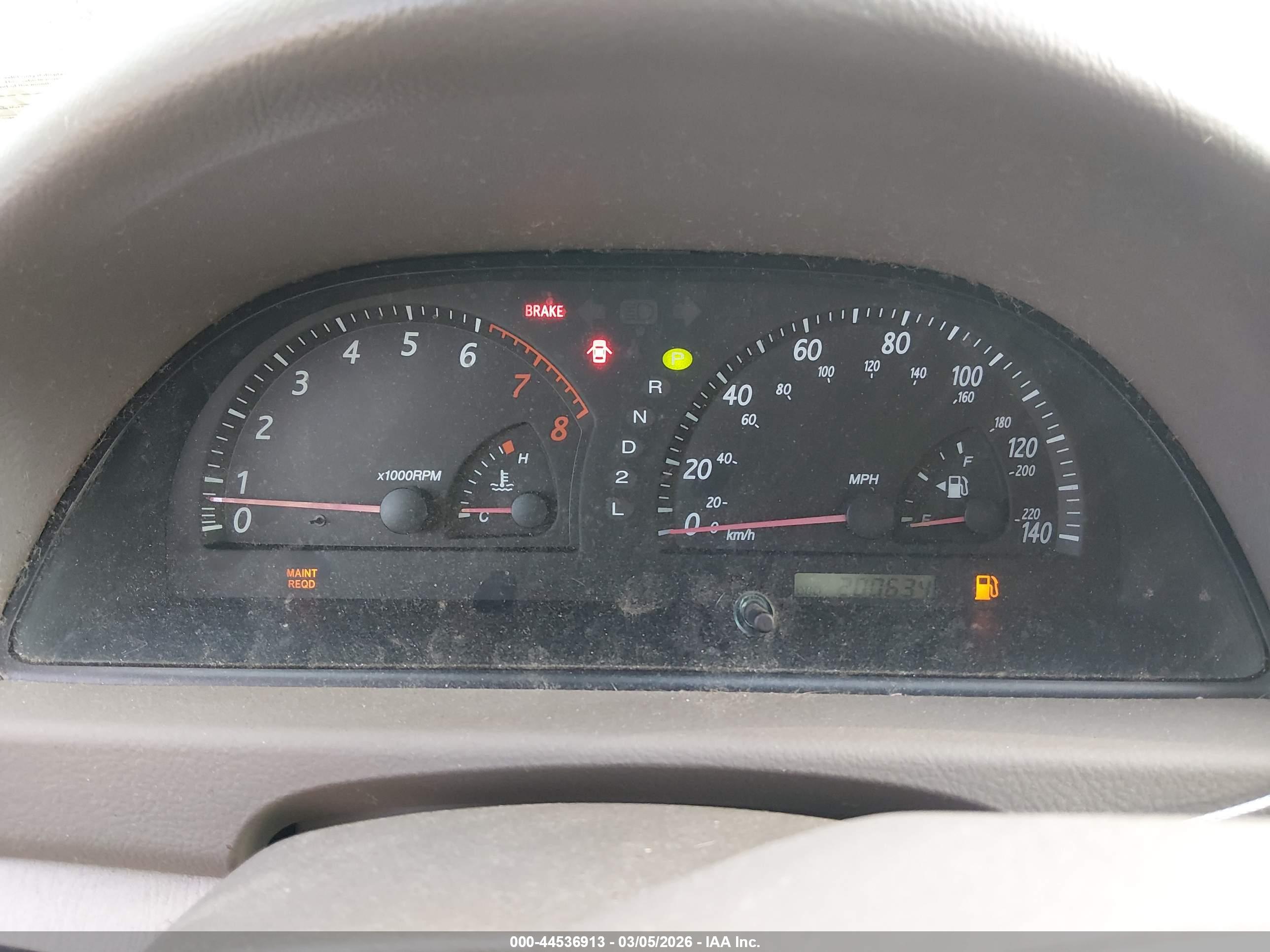 TOYOTA CAMRY image 7
