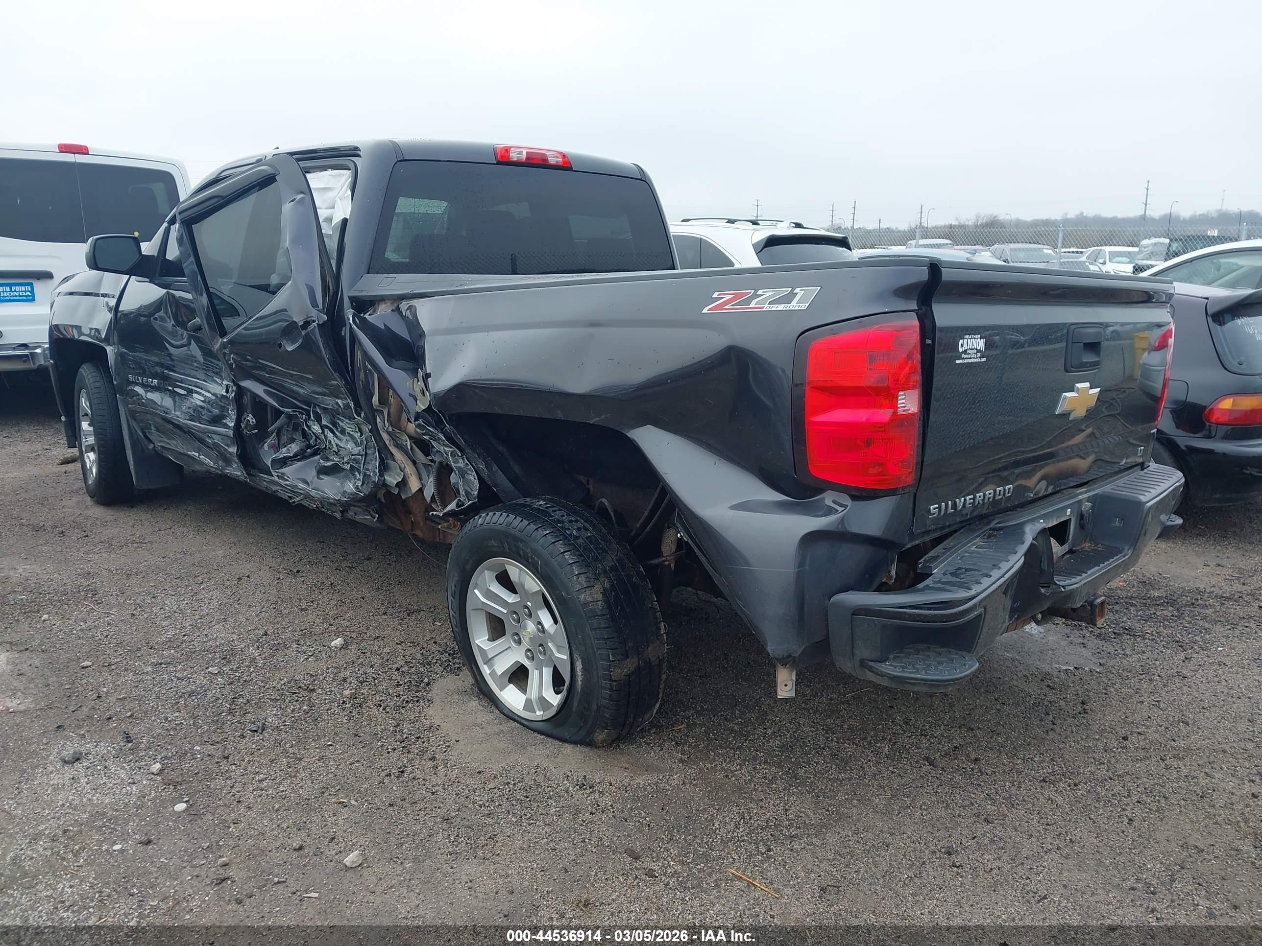 CHEVROLET SILVERADO image 3
