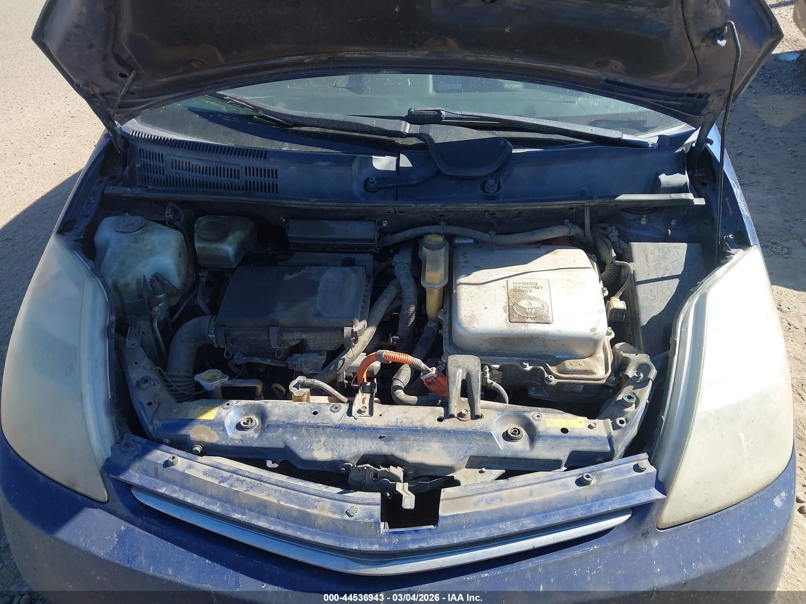 TOYOTA PRIUS image 10