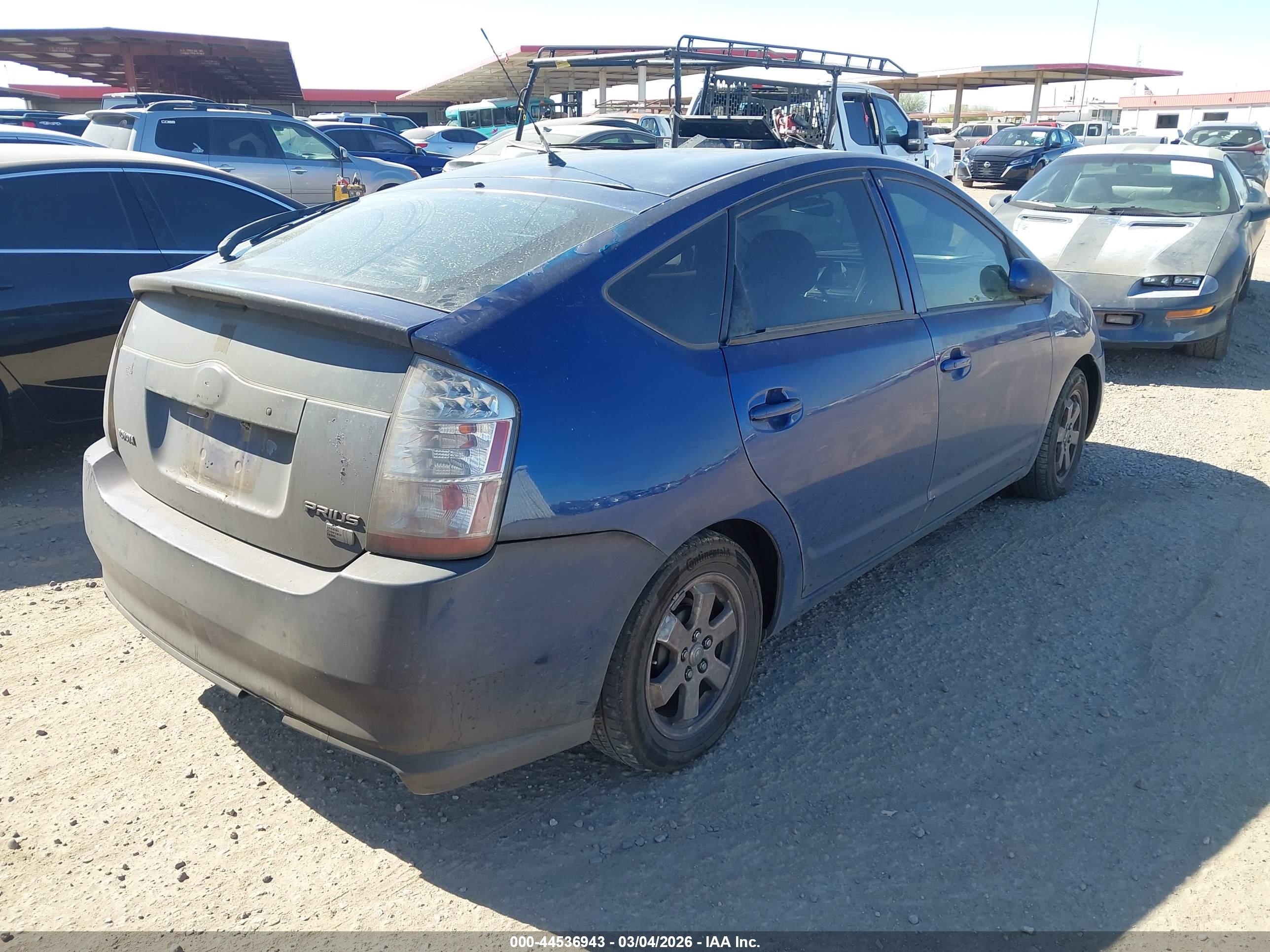 TOYOTA PRIUS image 4