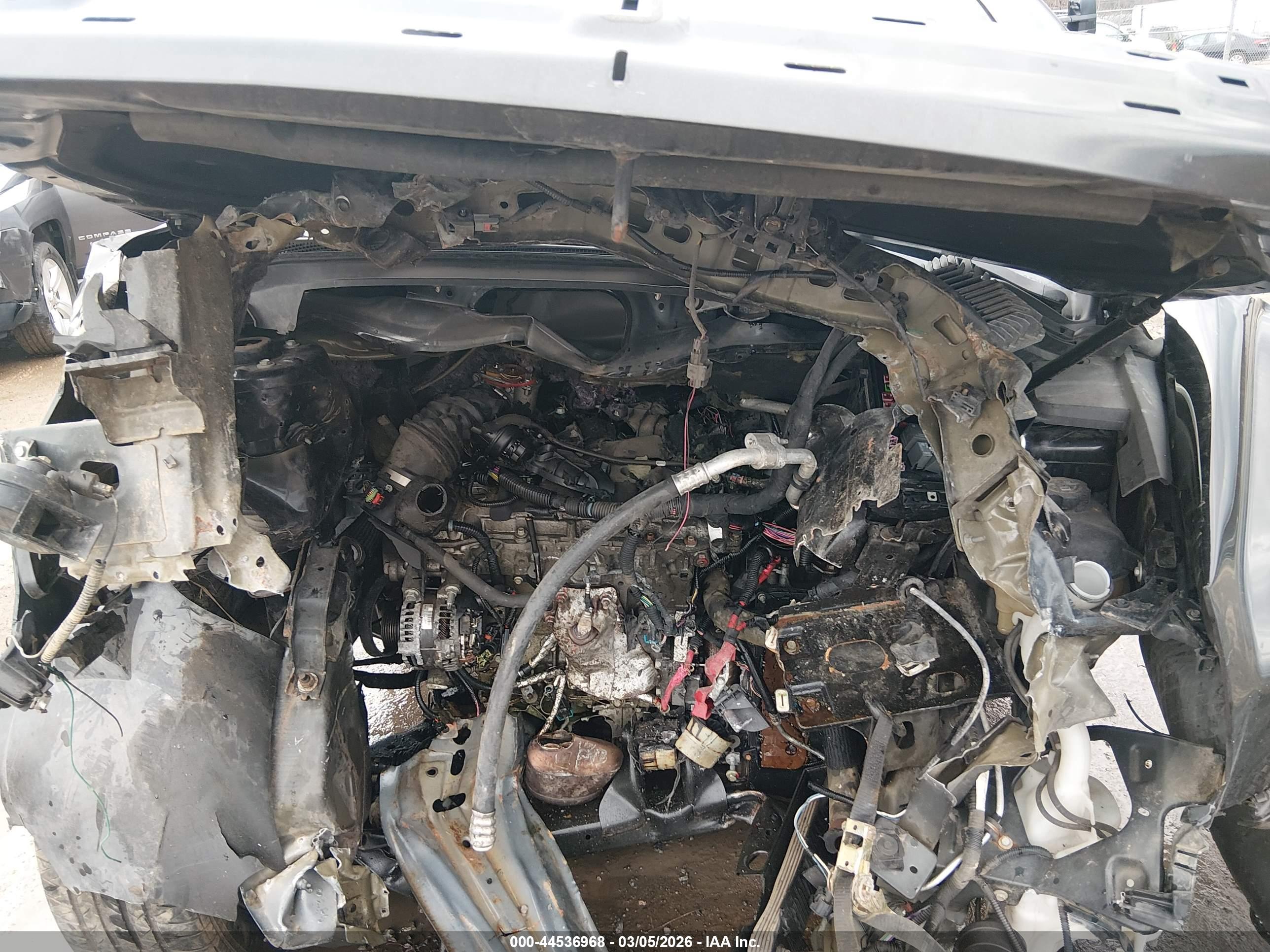 GMC TERRAIN image 10