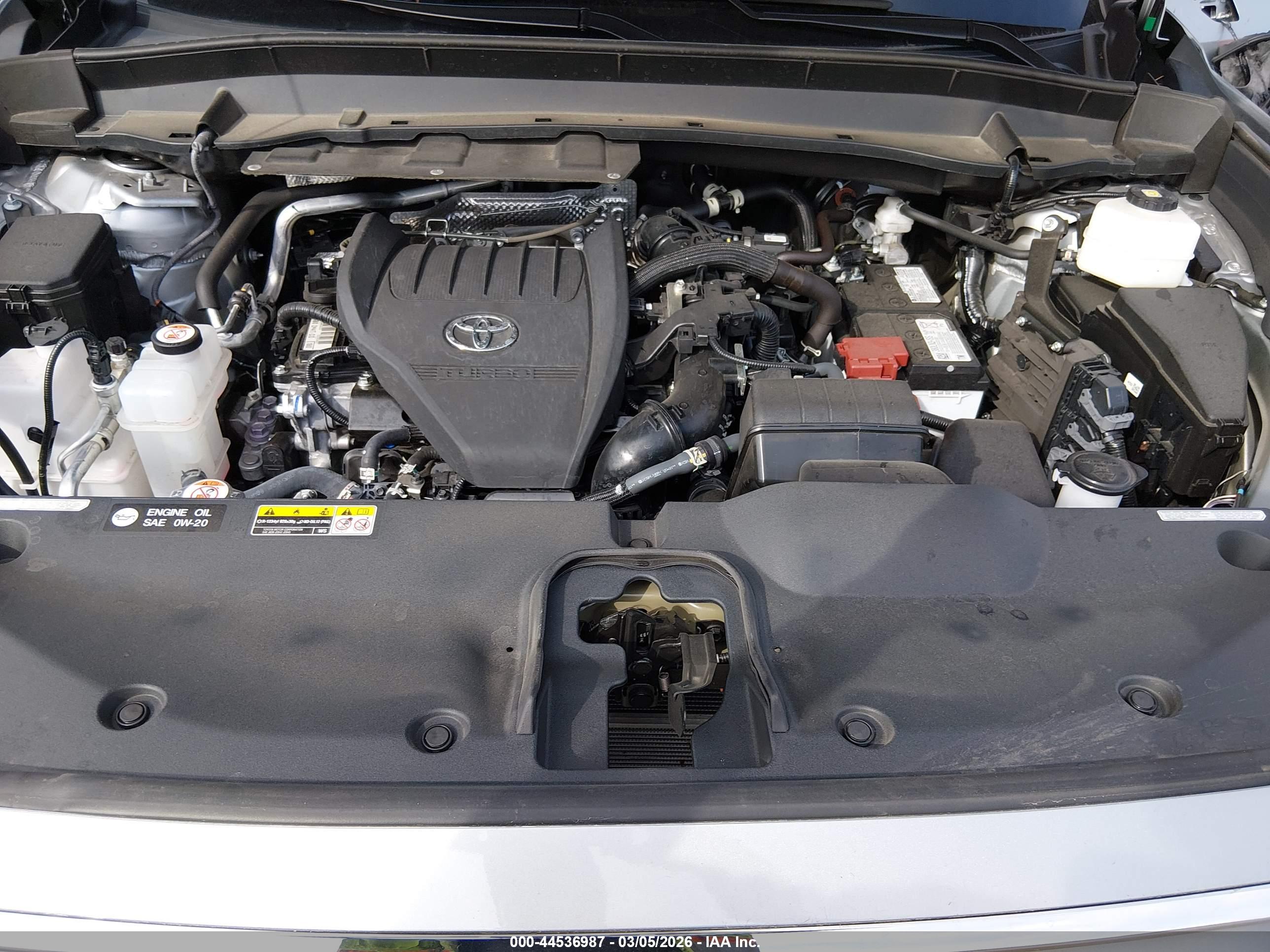 TOYOTA GRAND image 10