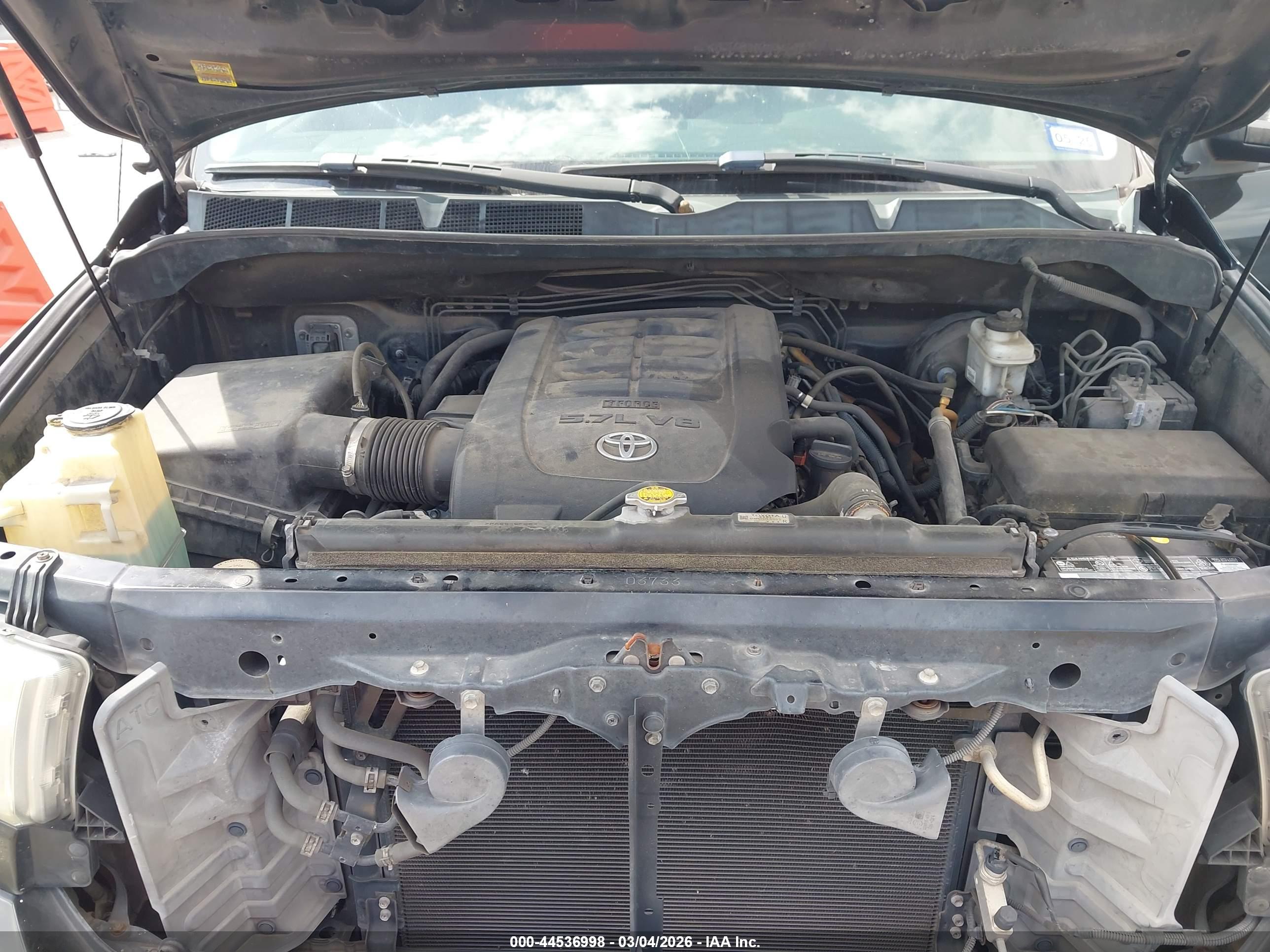 TOYOTA TUNDRA image 10