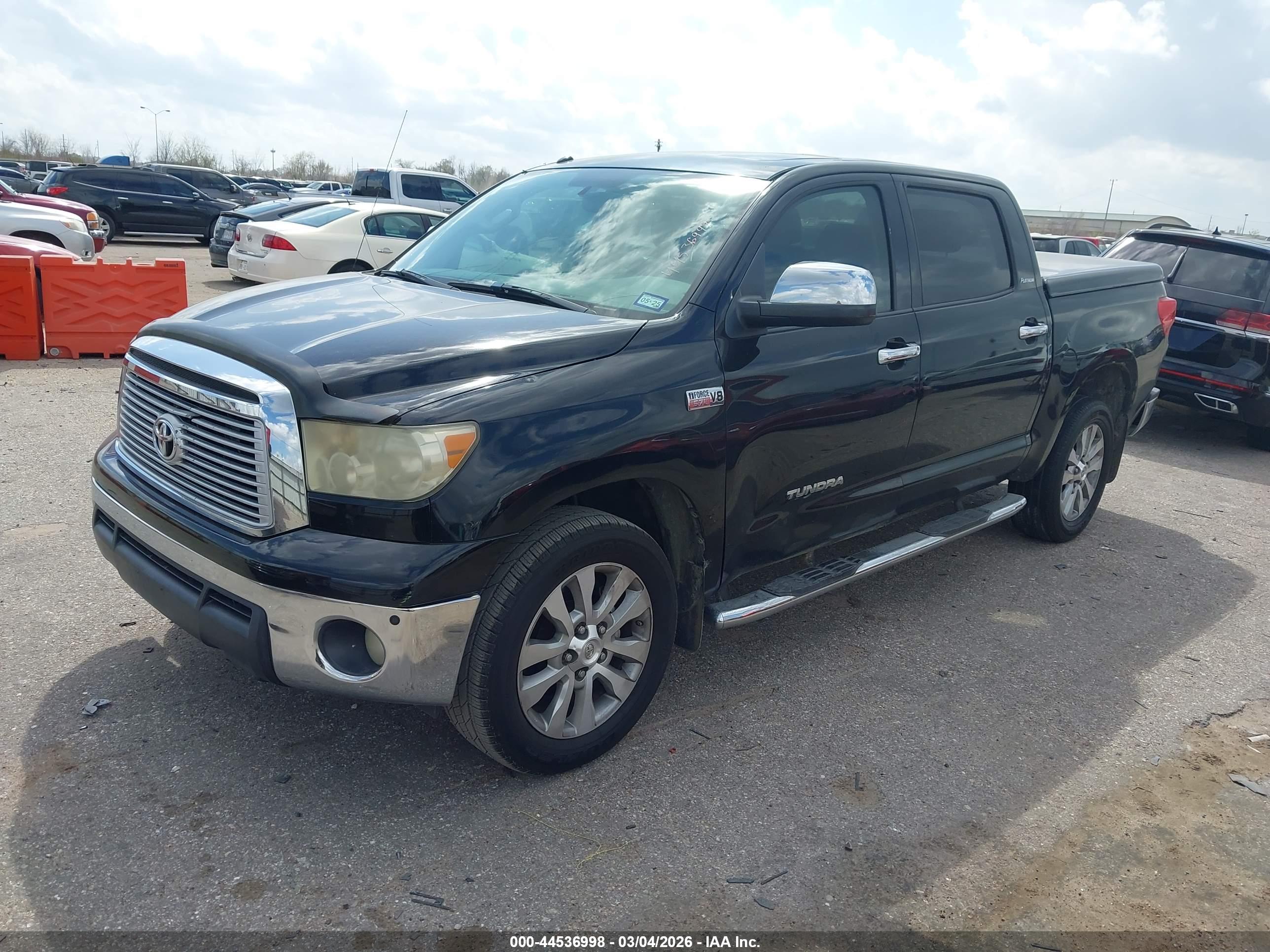 TOYOTA TUNDRA image 2