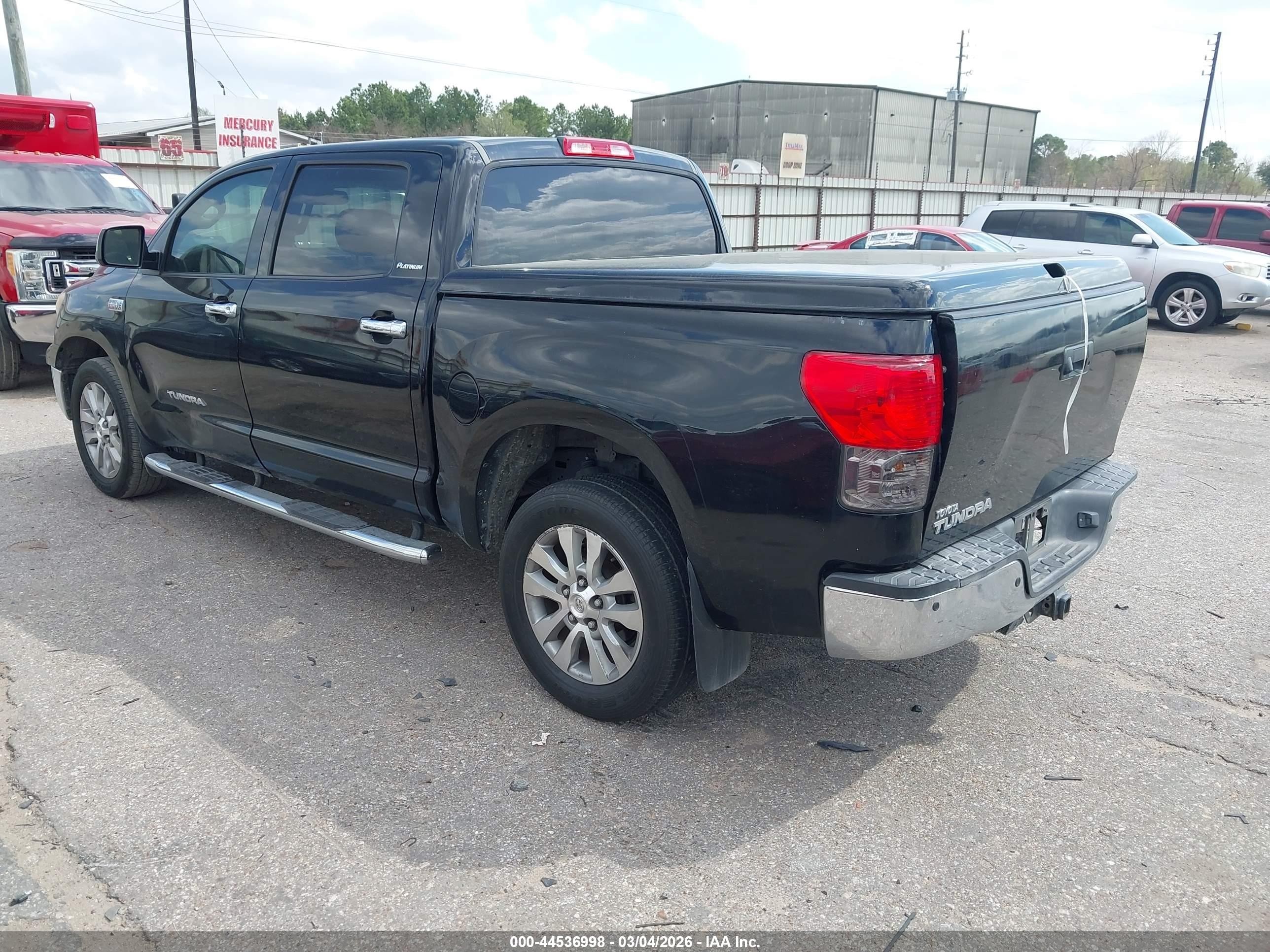 TOYOTA TUNDRA image 3