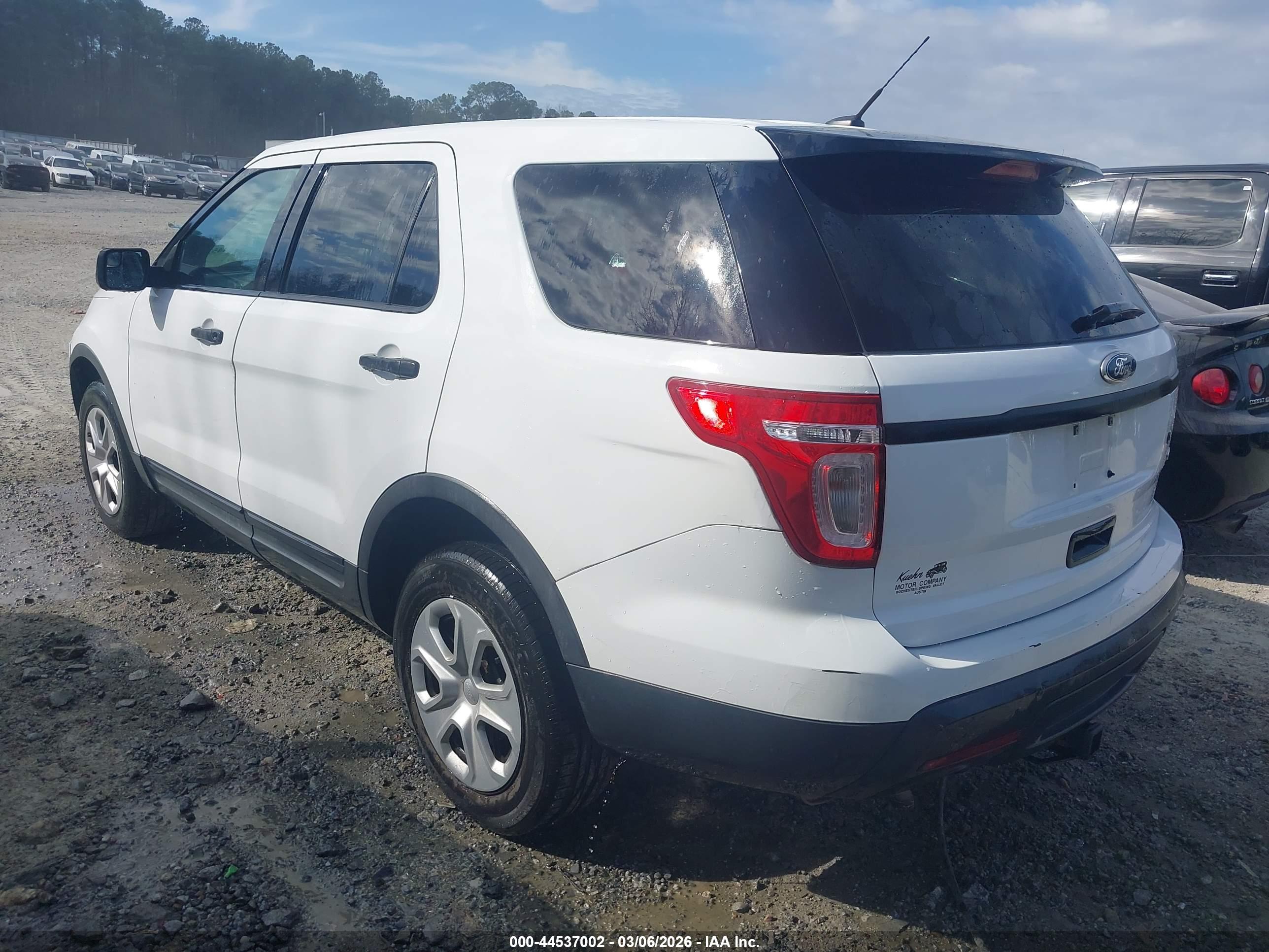 FORD UTILITY image 3