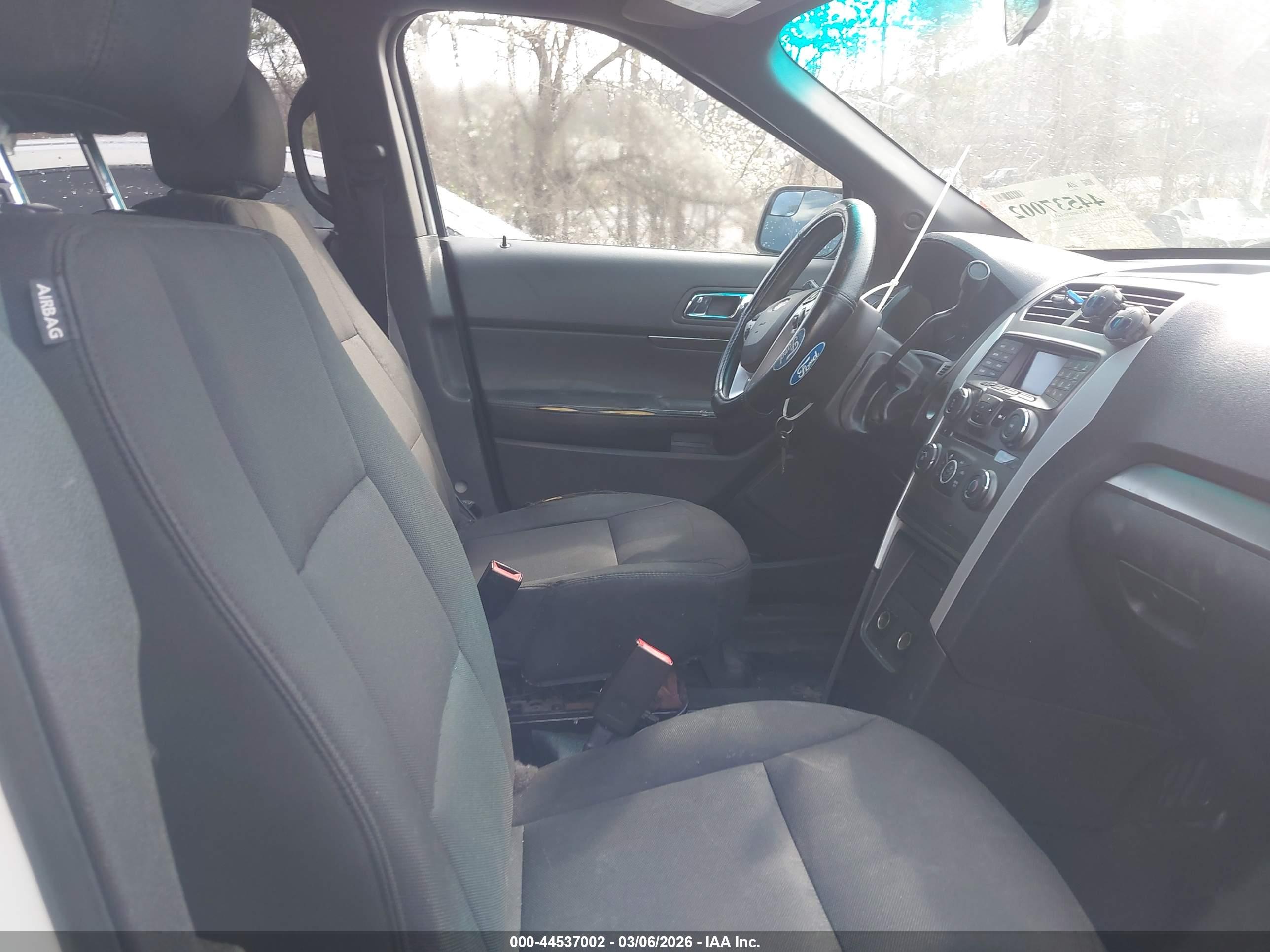 FORD UTILITY image 5