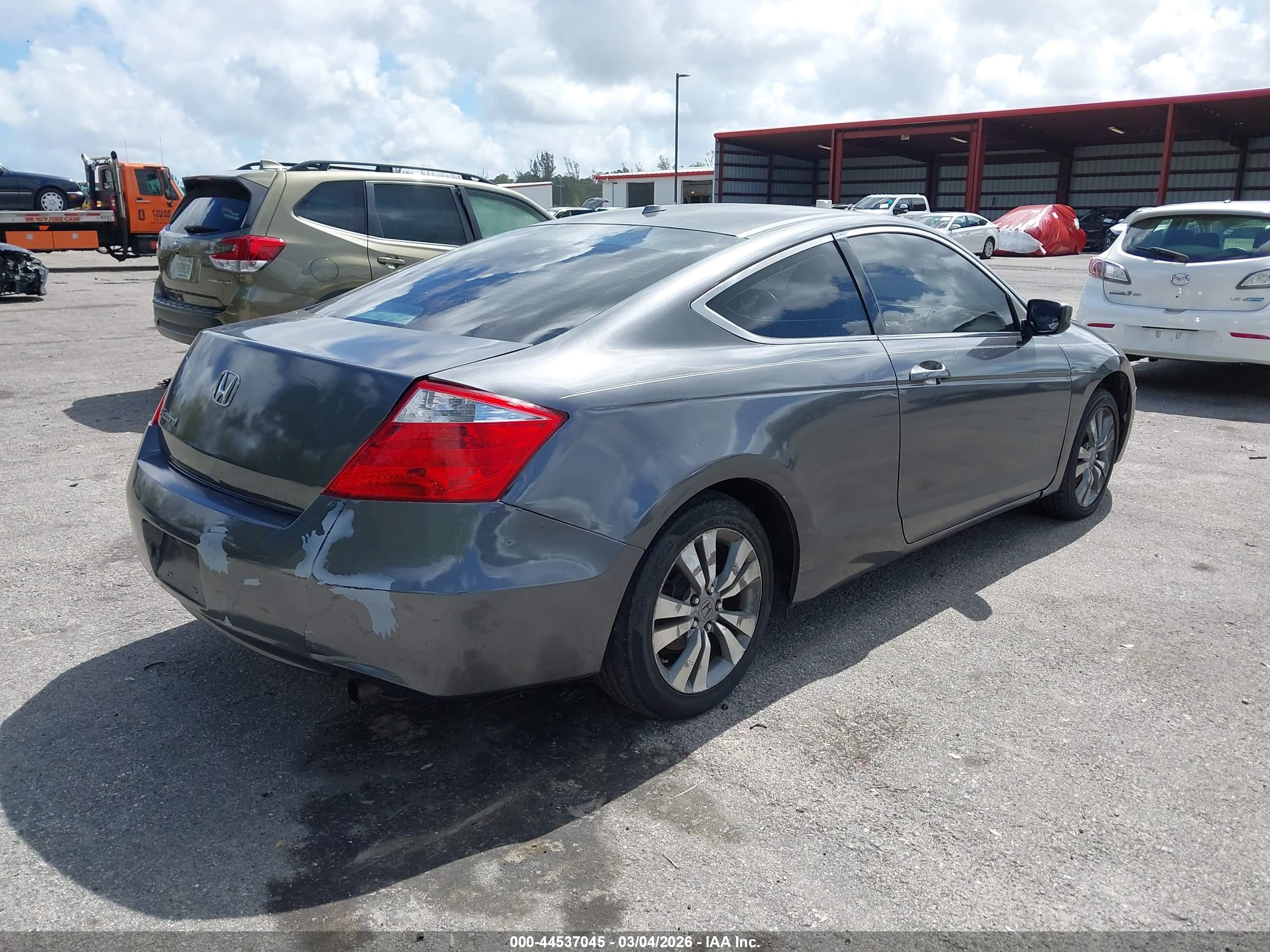 HONDA ACCORD image 4