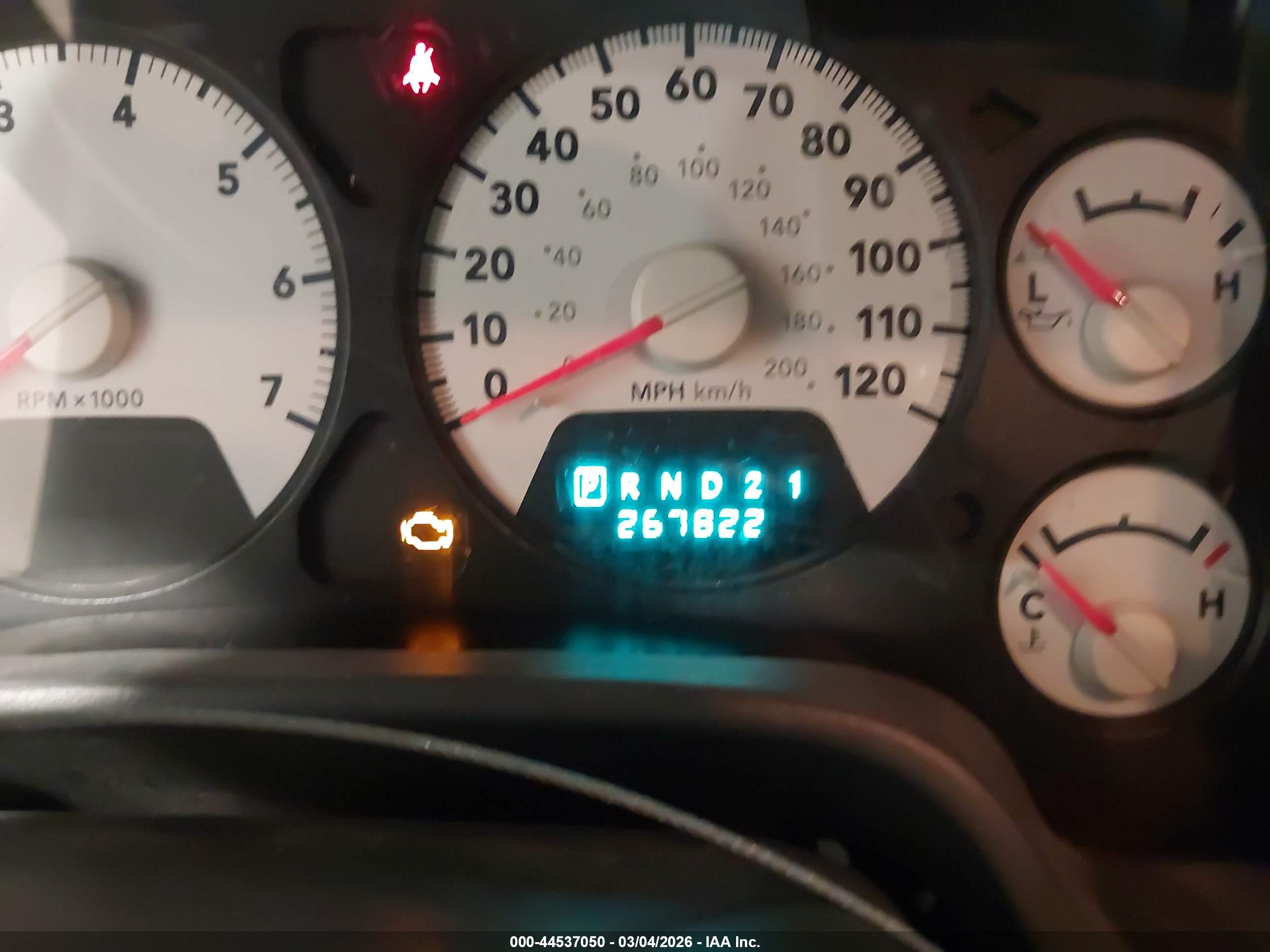 DODGE RAM image 7