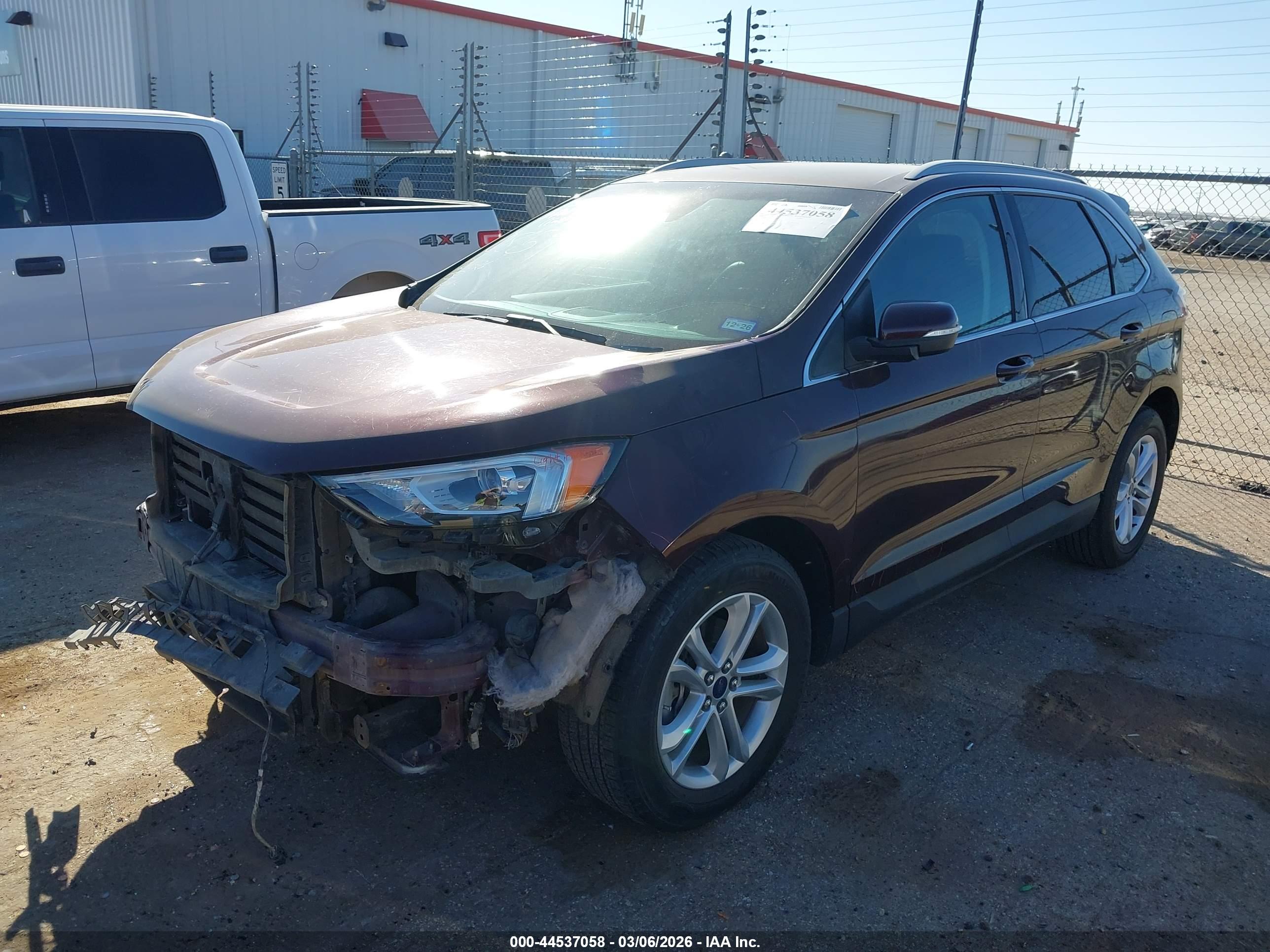 FORD EDGE image 2
