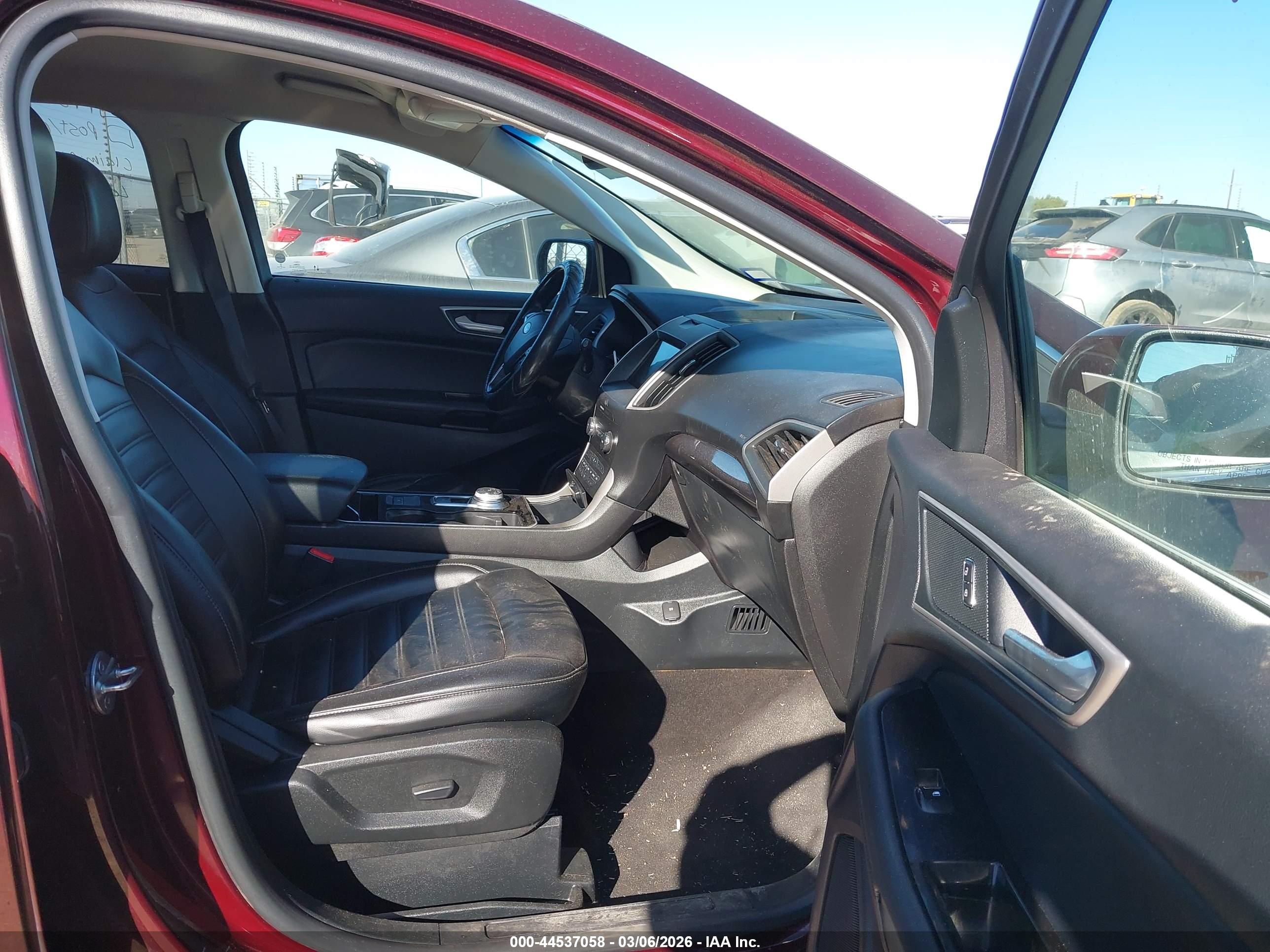 FORD EDGE image 5